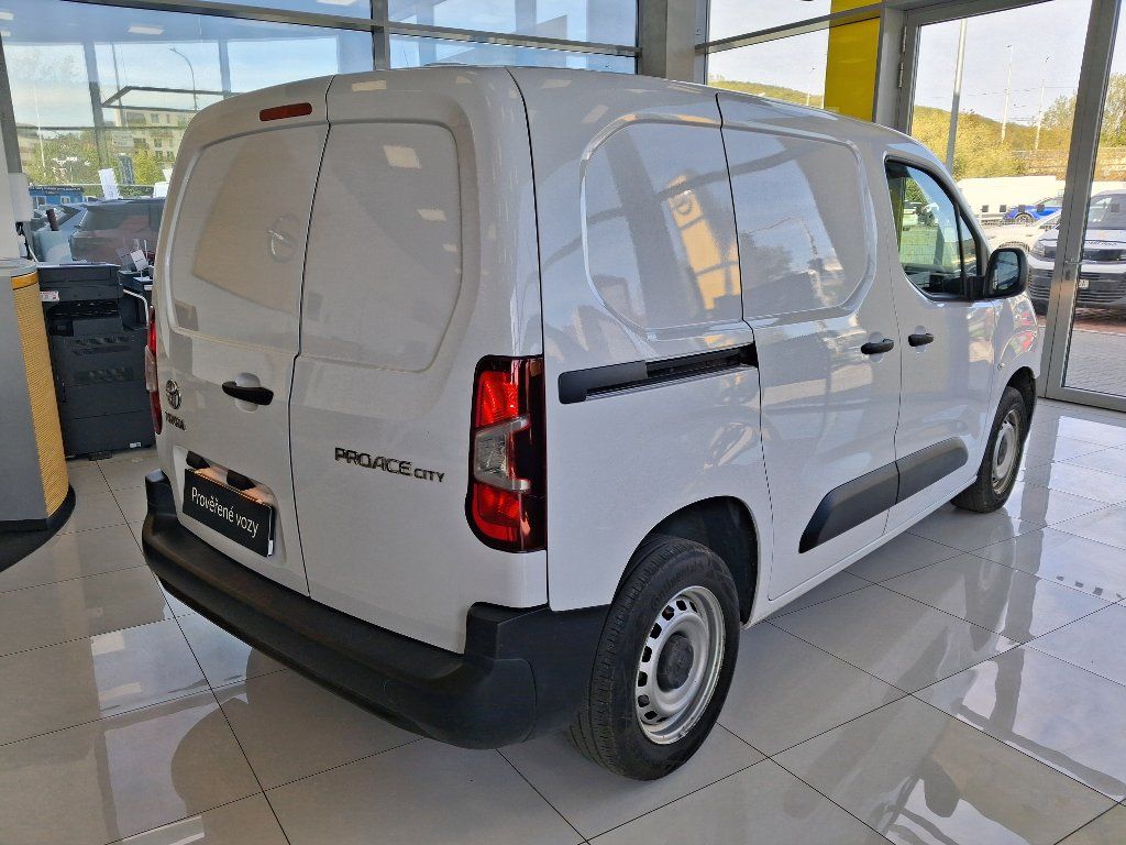 Toyota Proace City, 1.5D 75kW 2024 - fotka 6