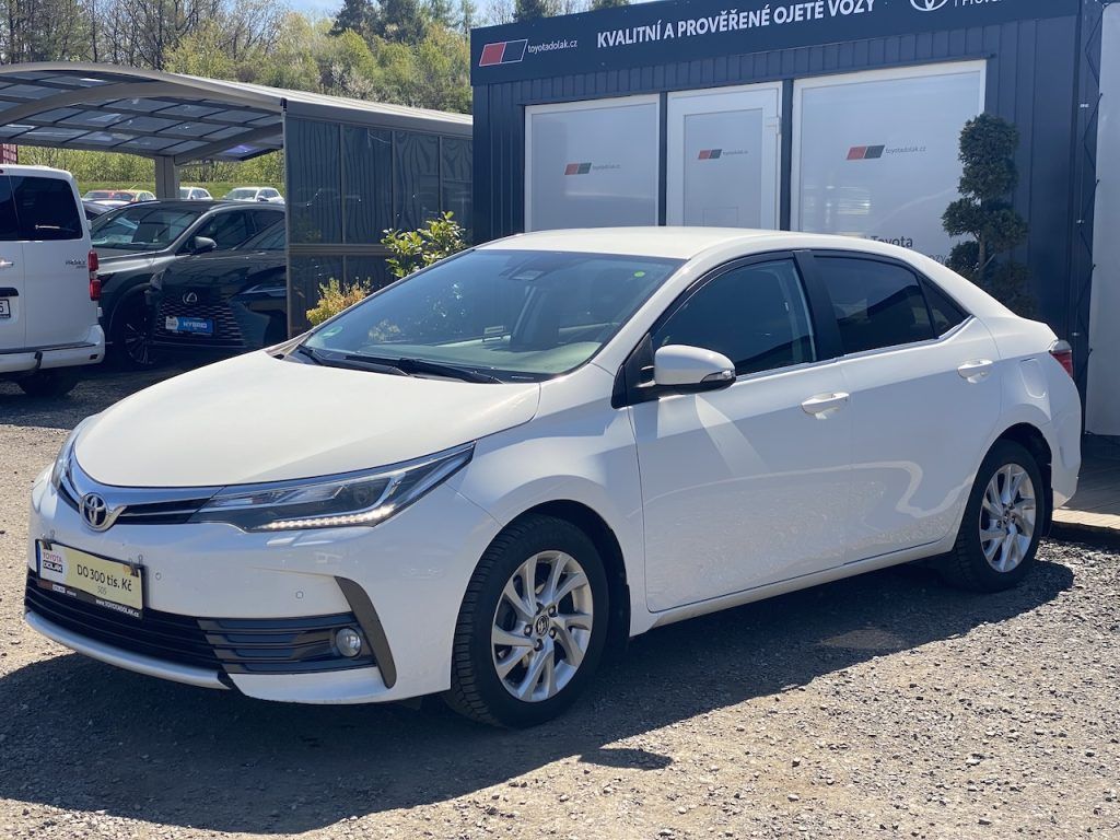 Toyota Corolla, 1.6i, ČR, Trend+ LED, automat - fotka 4