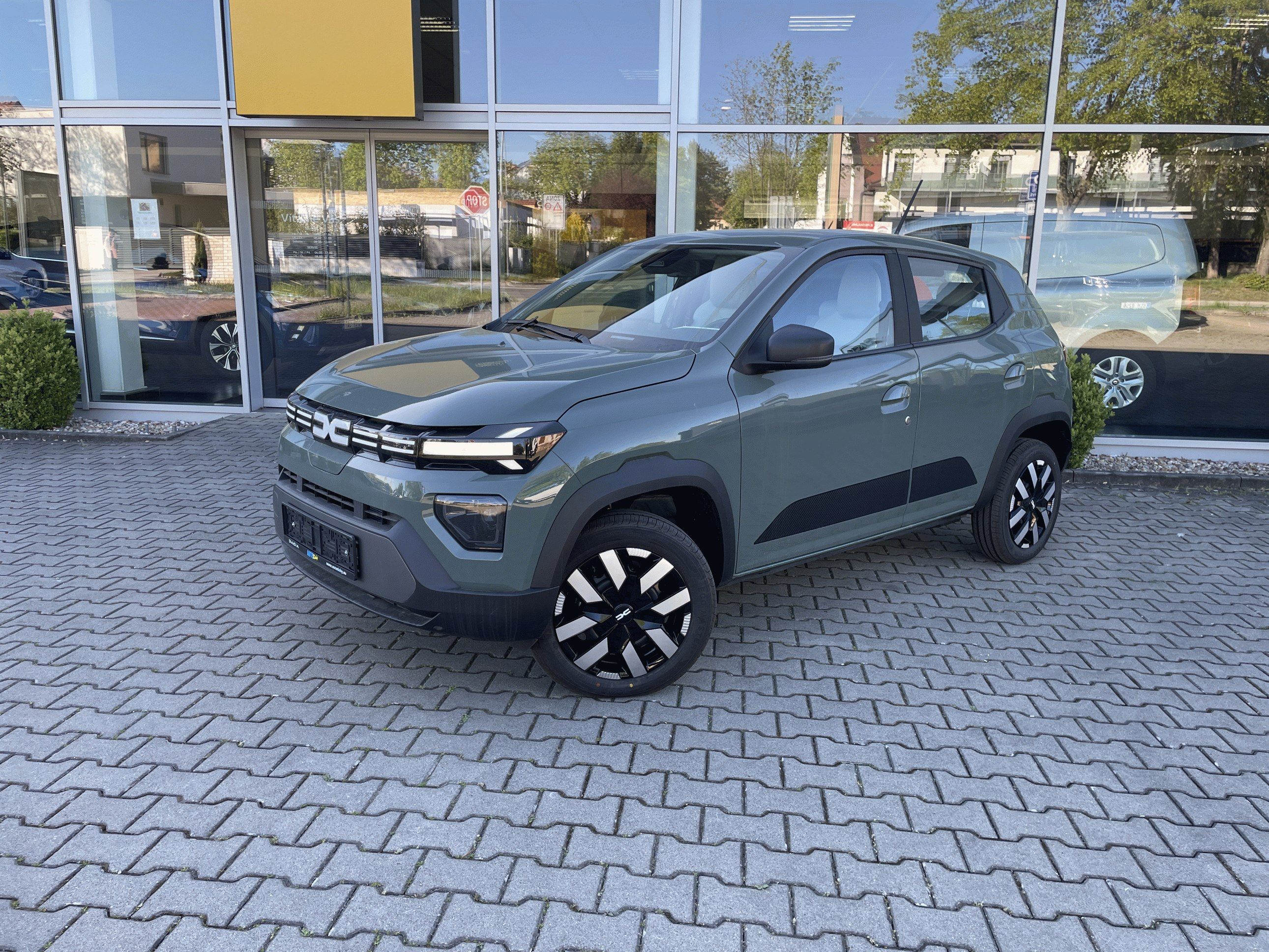 Dacia Spring, Electric 70k Expression