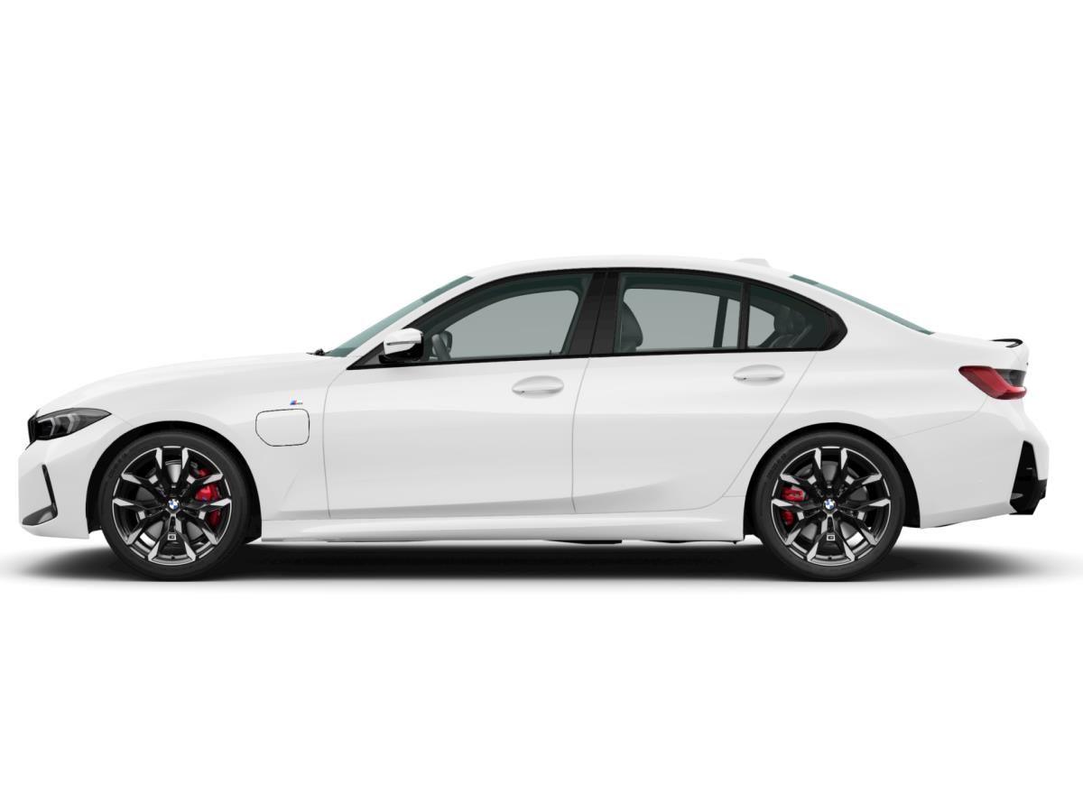 BMW Řada 3, 330e xDrive Sedan - fotka 3