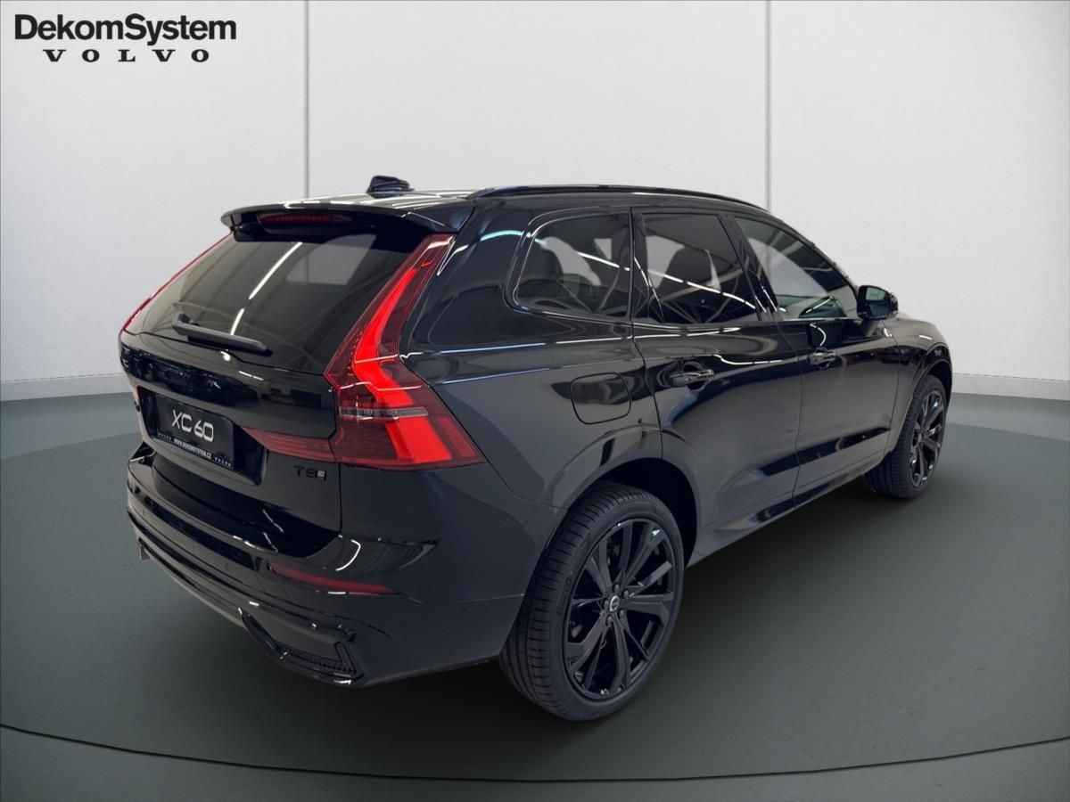 Volvo XC60, 2,0  T8 Ultra Black Edition - fotka 3