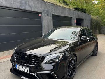 350d W222 AMG Max Výbava