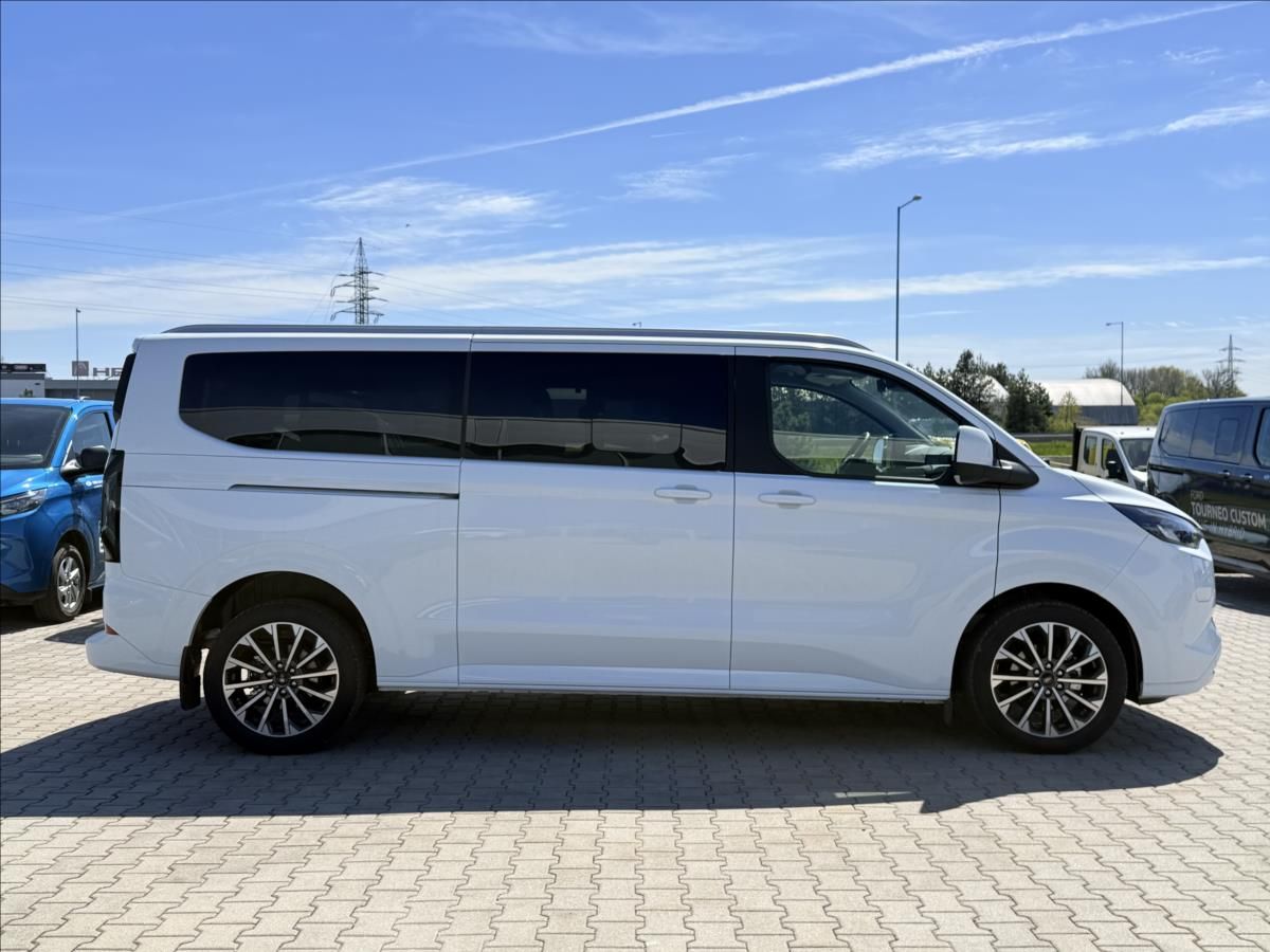 Ford Tourneo Custom, 2,5 PHEV 171 kW Titanium L2 - fotka 6