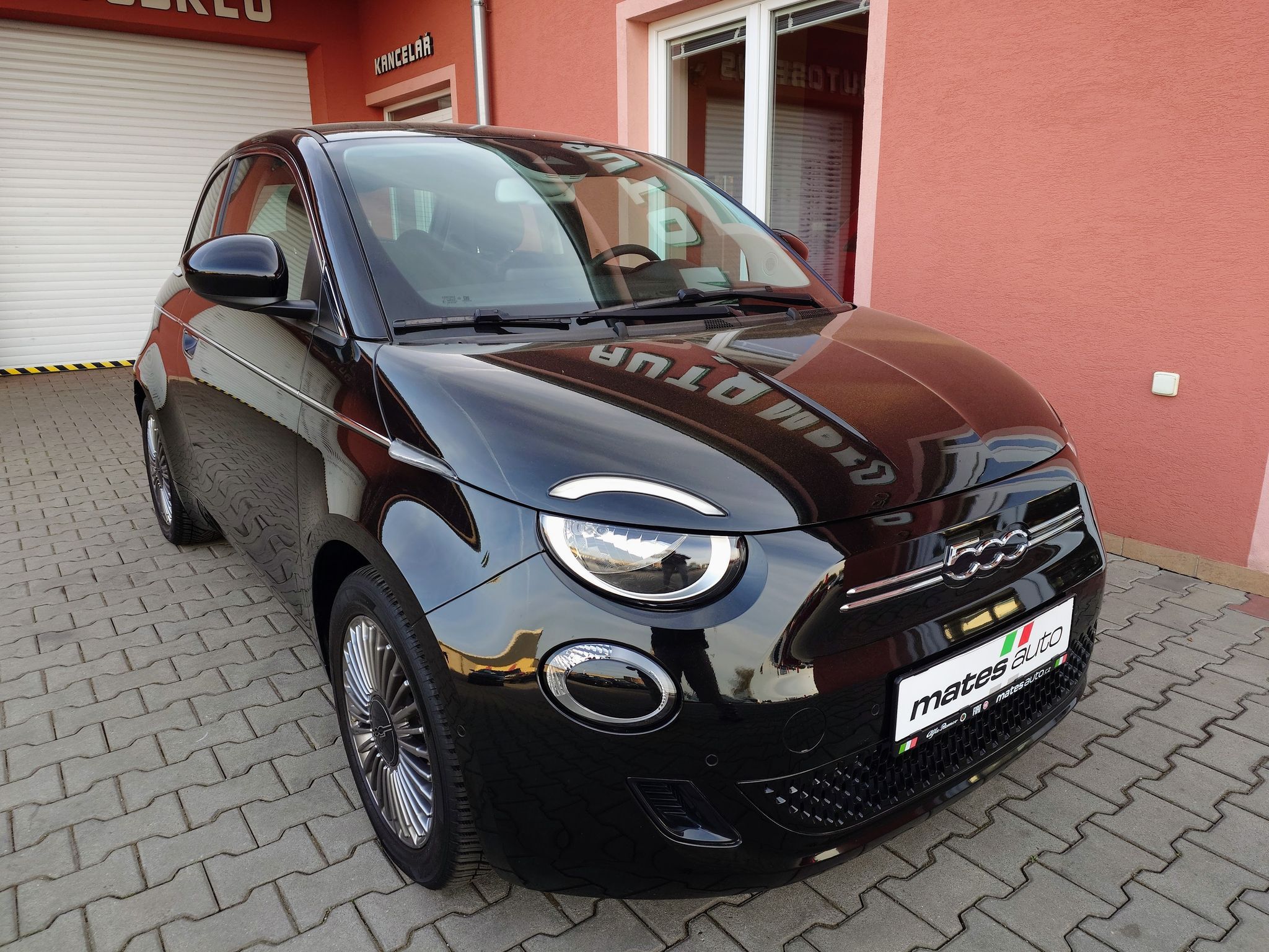 Fiat 500, 42 kWh 87kW - fotka 4
