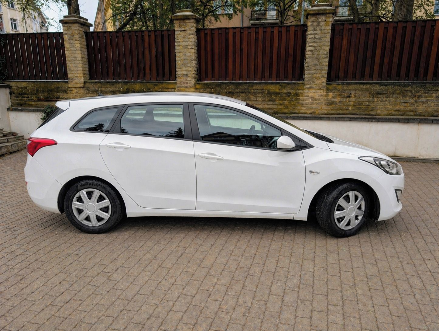 Hyundai i30, Kombi 1.6 CRDi 81 kW, 2016, ČR - fotka 6