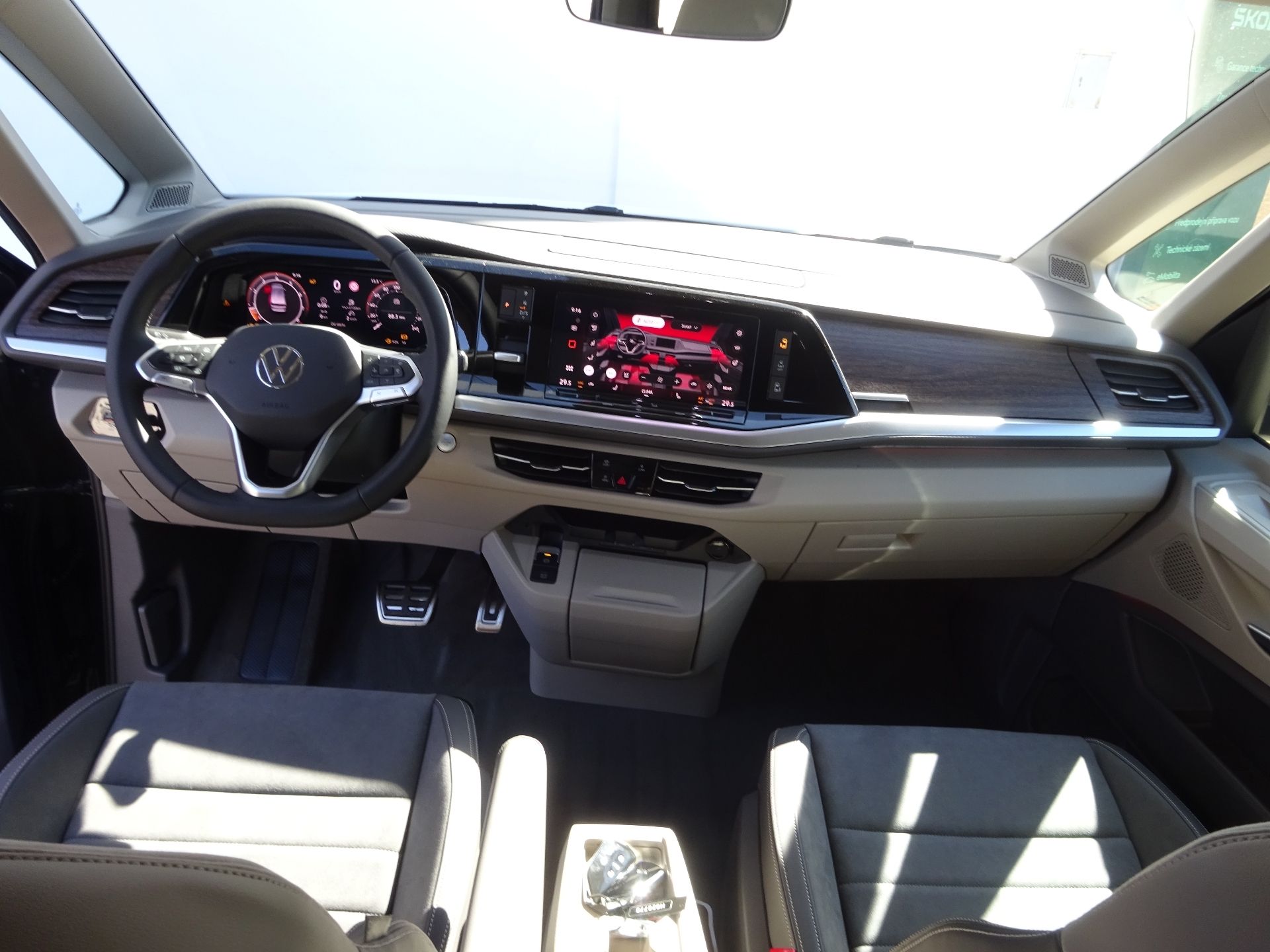 Volkswagen Multivan, Multivan Long Style 2,0 TSI - fotka 5