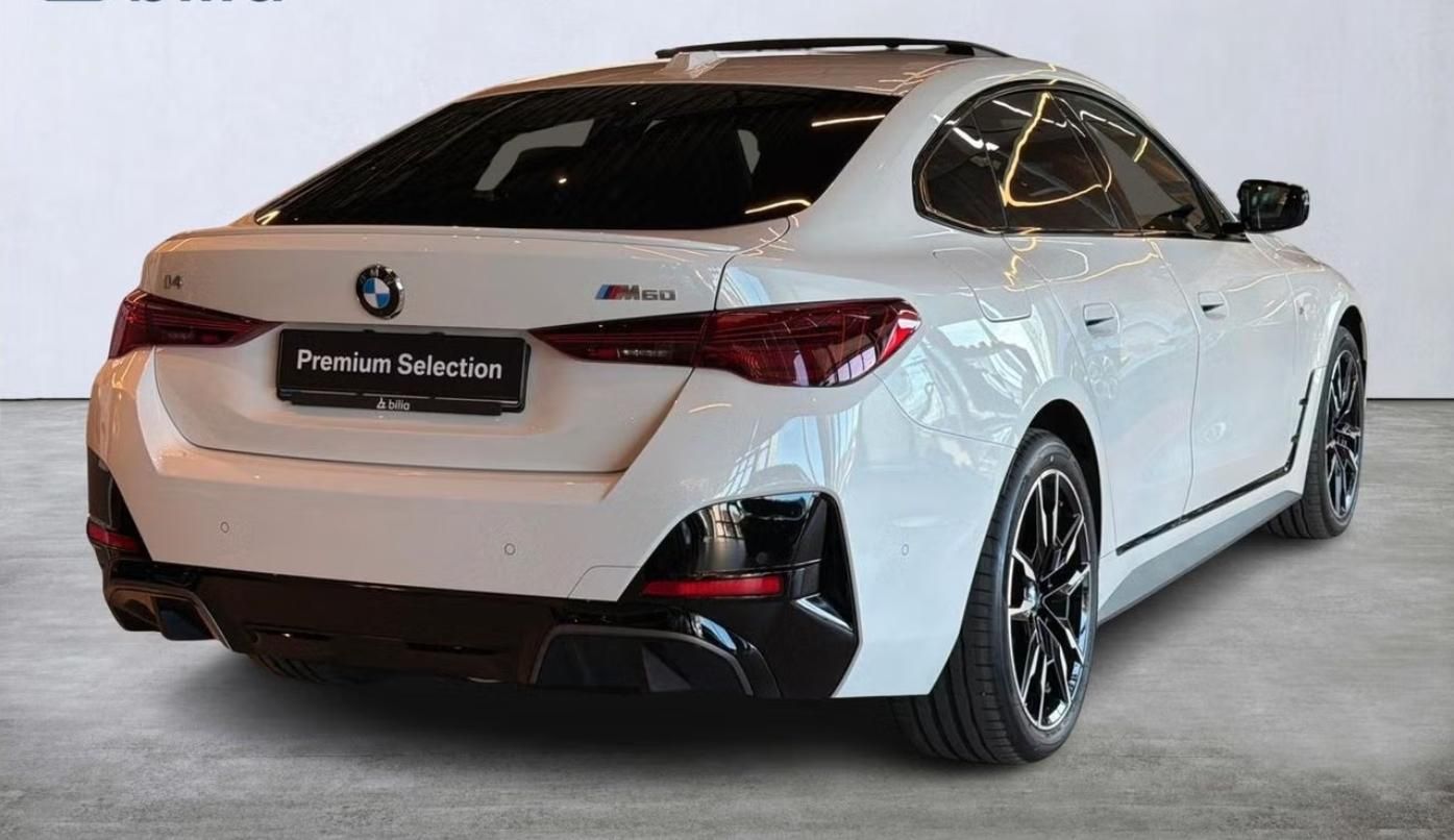 BMW i4, M60 xDrive GC 360k Střešní ok. - fotka 4