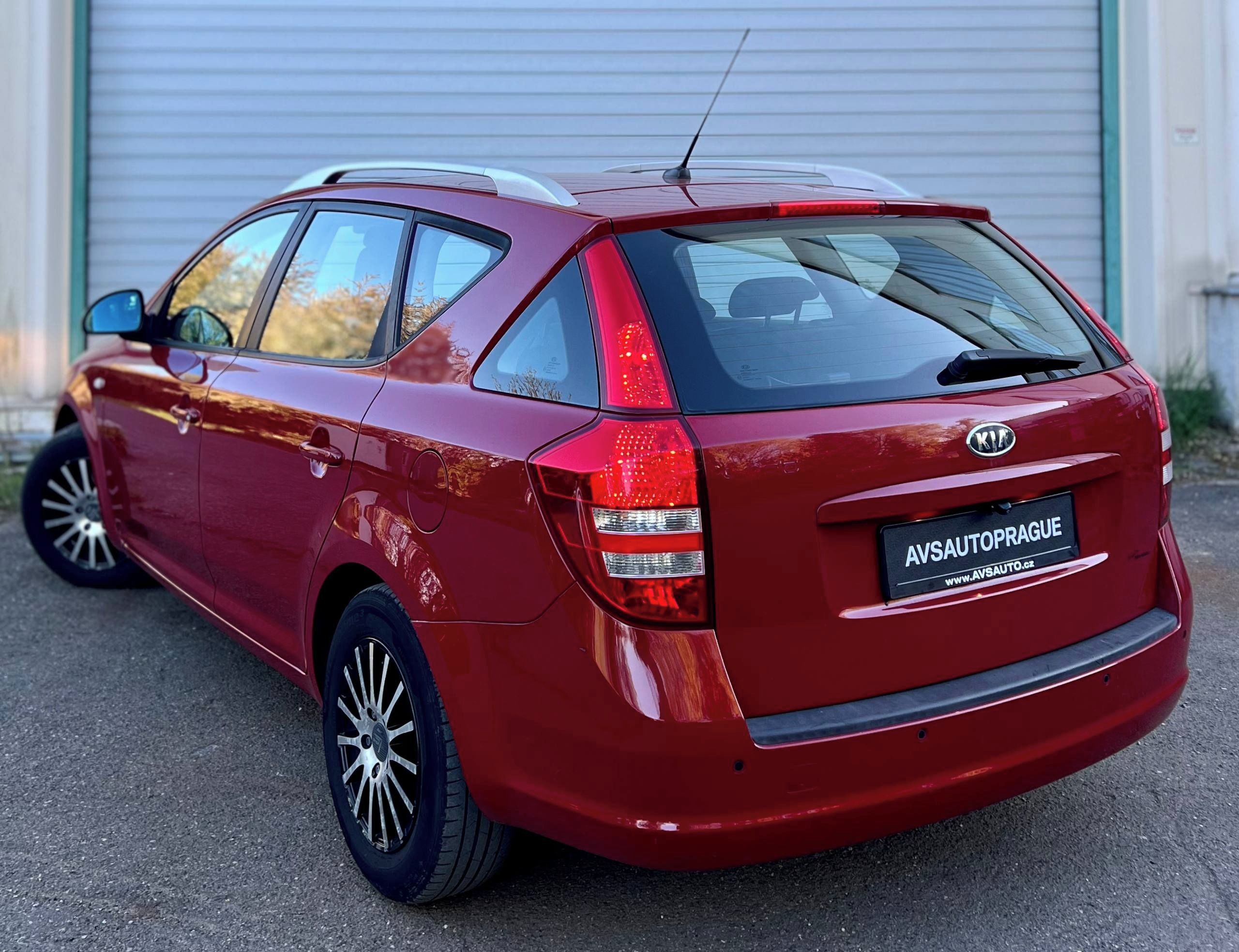 Kia Cee´d, KOMBI 1.6 CRDi (ED) KOMBI - fotka 6