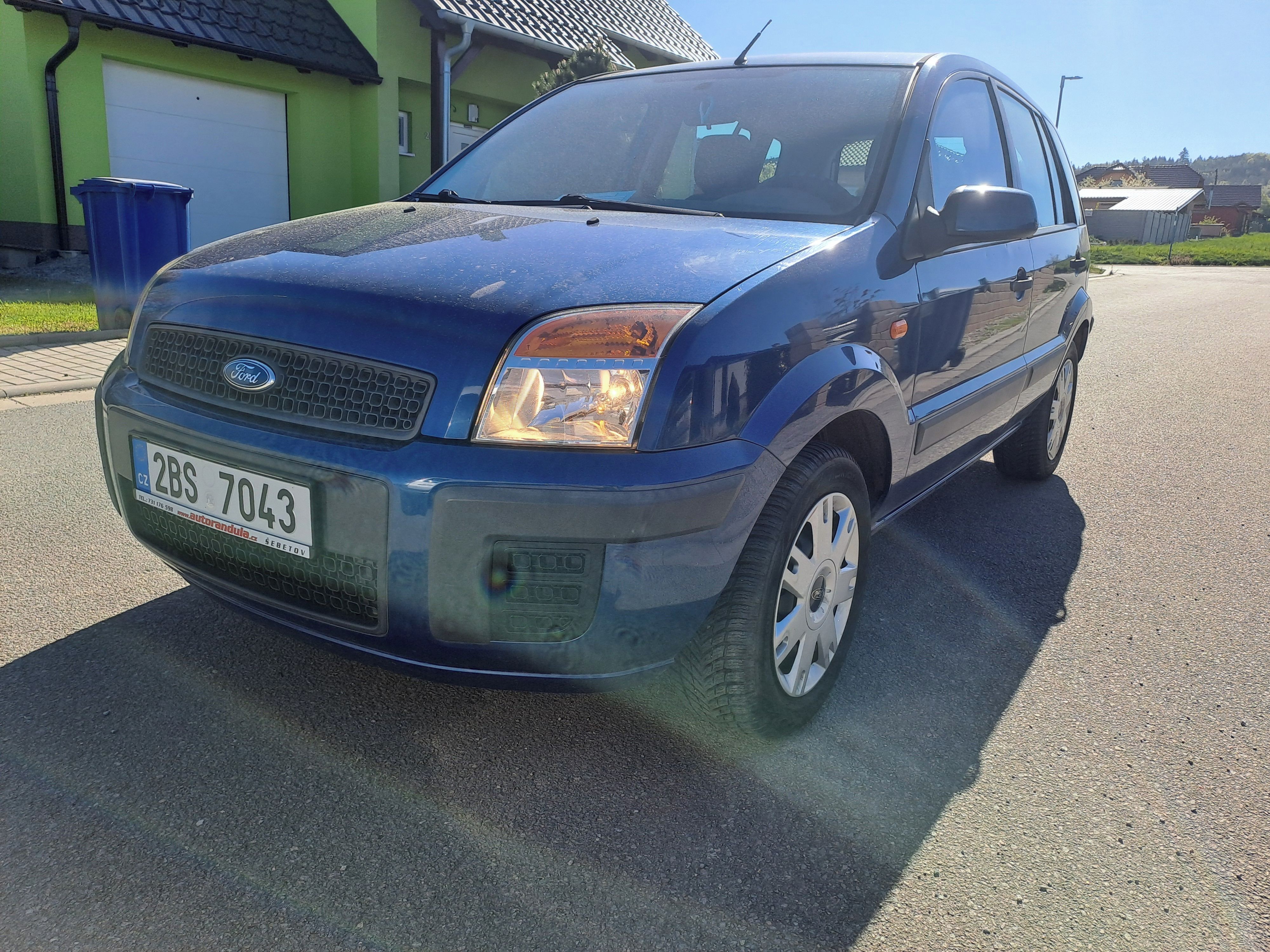 Ford Fusion, 1,4 16v TREND, SERVISOVANÝ - fotka 2