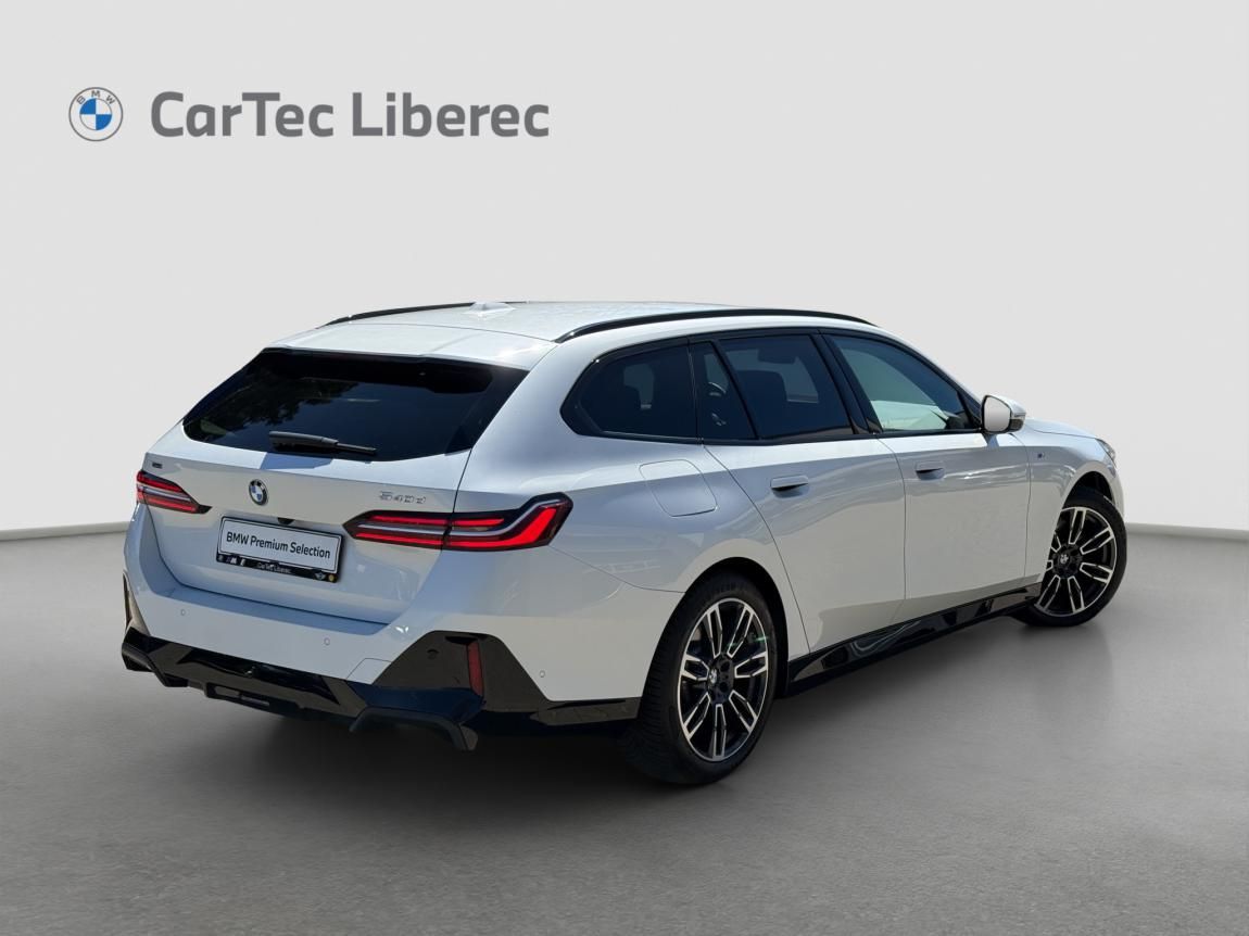 BMW Řada 5, 540d xDrive Touring - fotka 3