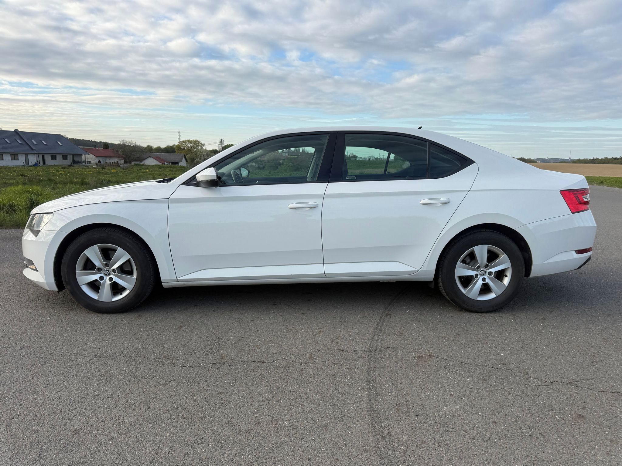 Škoda Superb, 2,0 TDI 110 kW - fotka 2