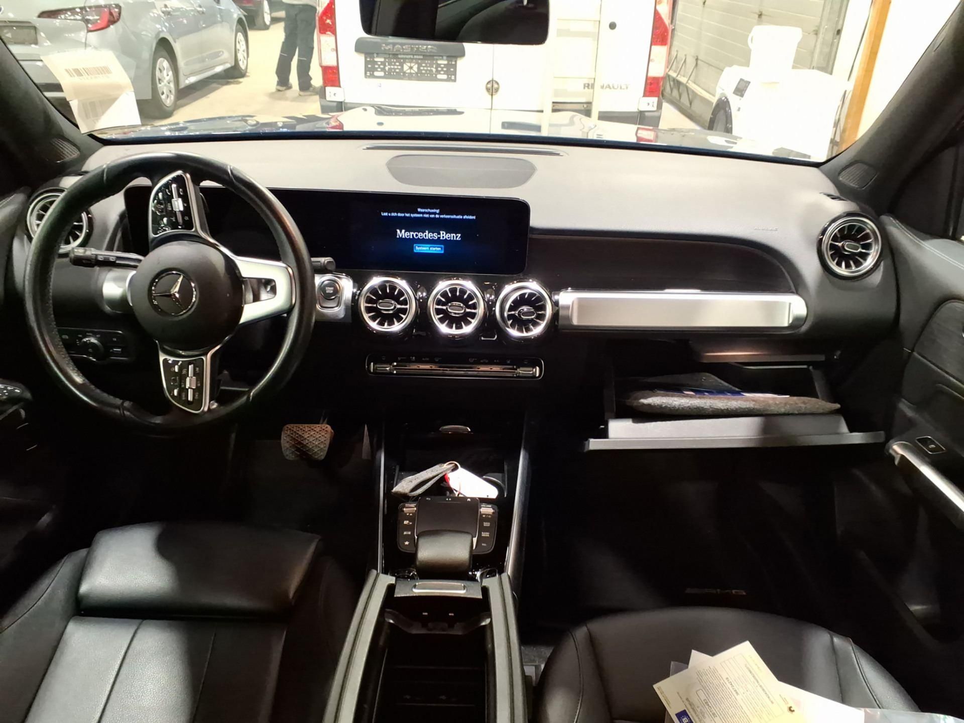 Mercedes-Benz EQB, 300 Luxury 4×4 - fotka 5