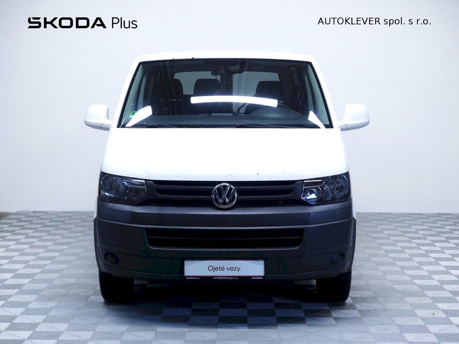 Volkswagen Transporter, Trendline 8 míst 2.0TDI 103kW - fotka 4