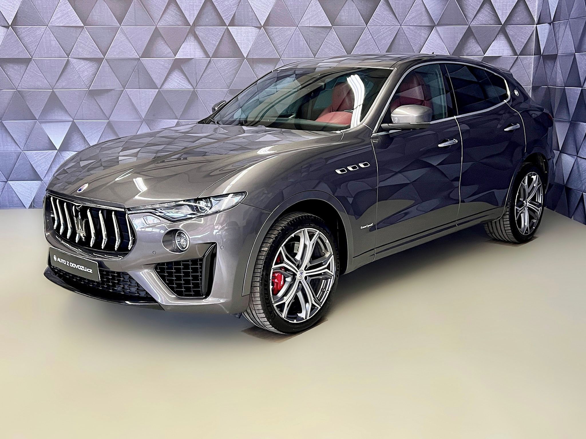 Maserati Levante, SQ4 GRAN SPORT, H&K, VZDUCH