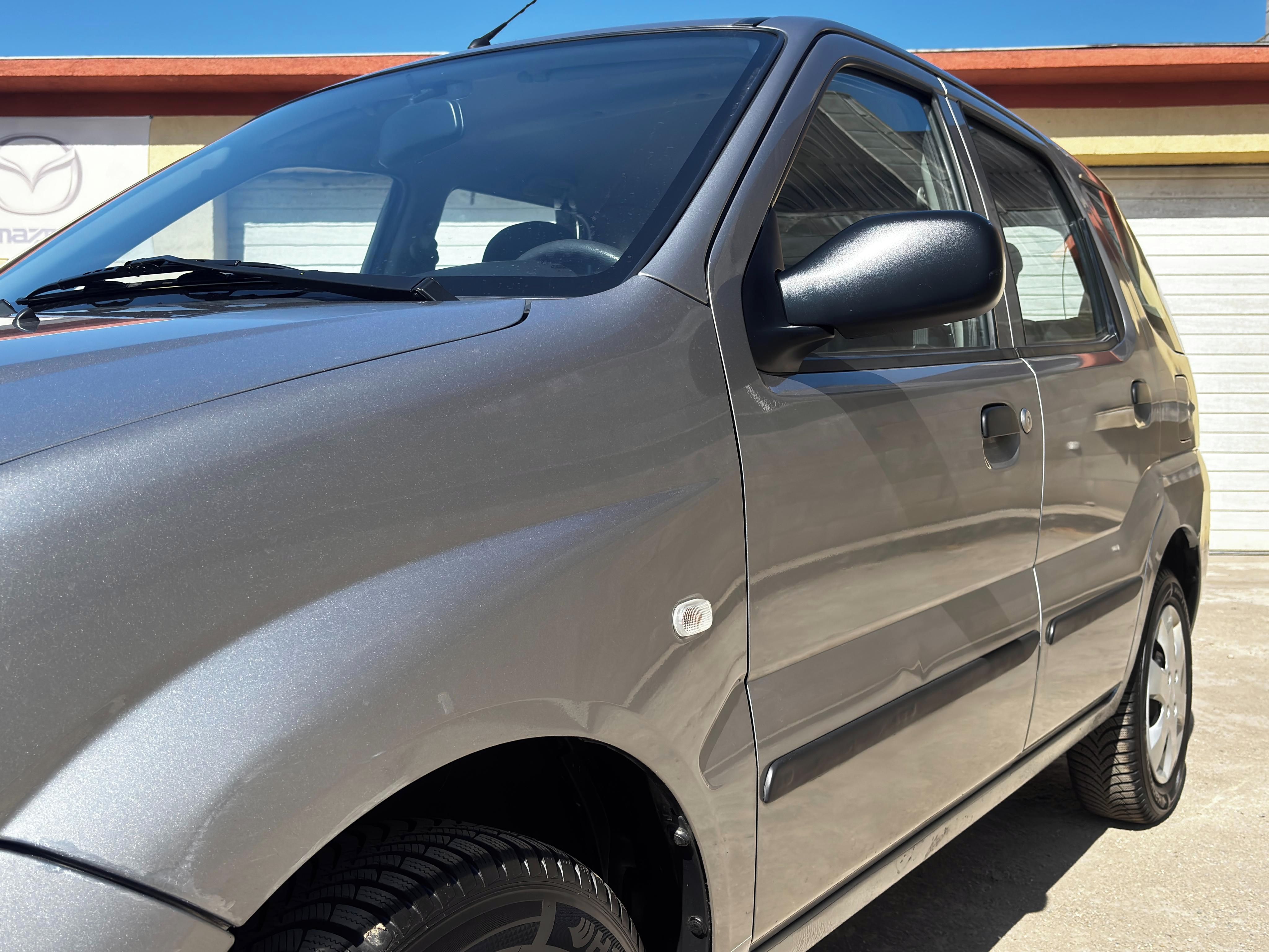 Subaru Justy, 1.3i 4x4,VELICE PĚKNÝ! - fotka 4