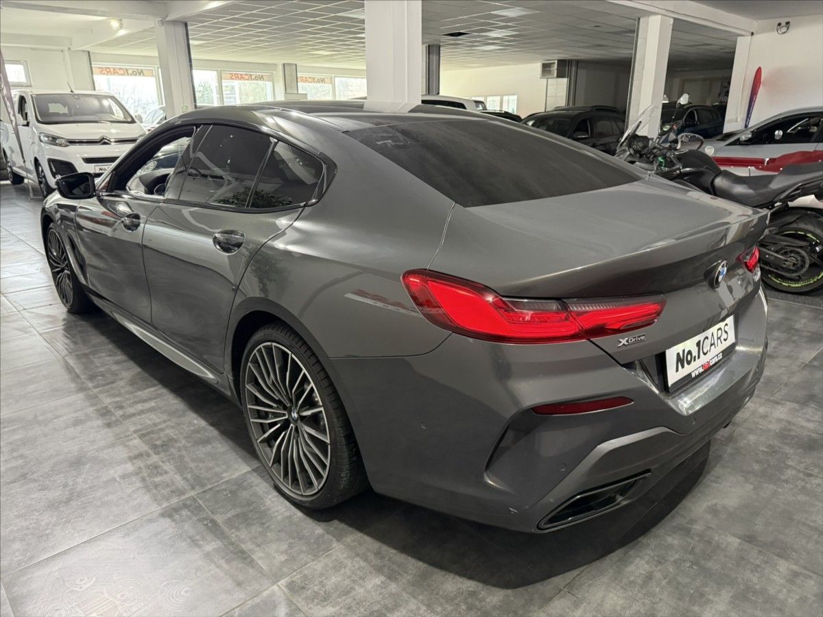 BMW Řada 8, 3,0   840 XD 250kW M-PAK LASER - fotka 4