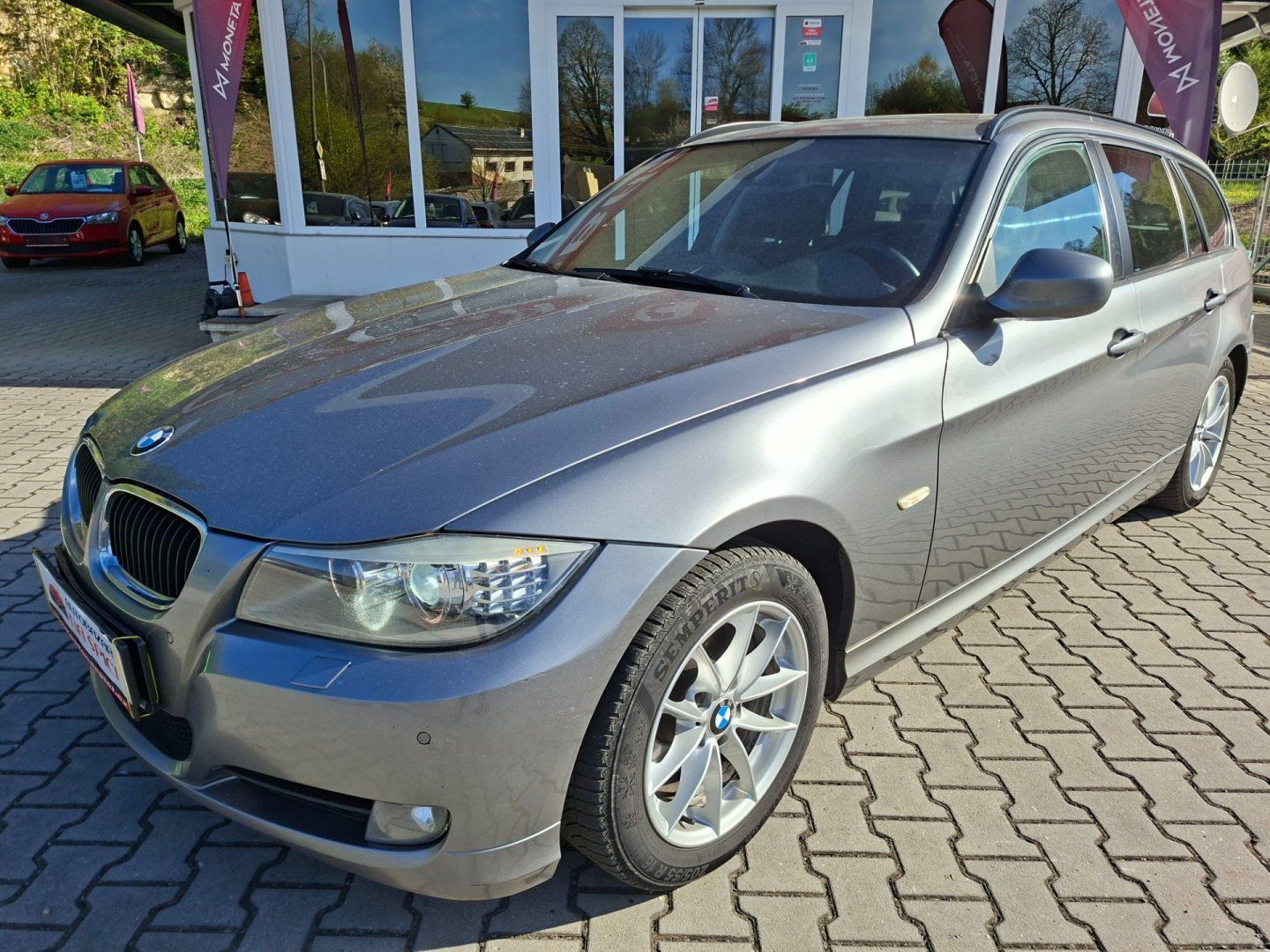 BMW Řada 3, 320d 105kW 6MAN -NAVI-SENZORY - fotka 4
