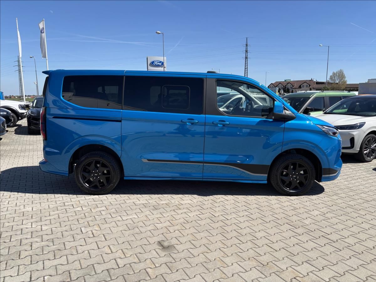 Ford Tourneo Custom, 2,5 PHEV Sport 171kW - fotka 6