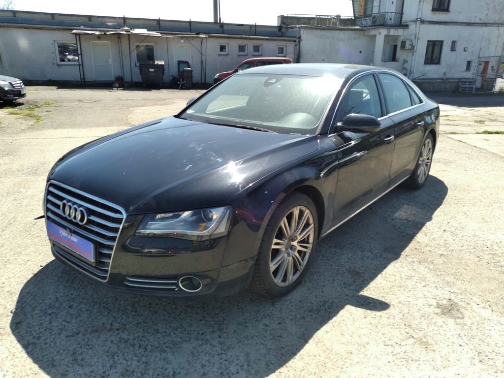 Audi A8, 4.2 TDI V8 QUATTRO NEPOJÍZDNÉ - fotka 3
