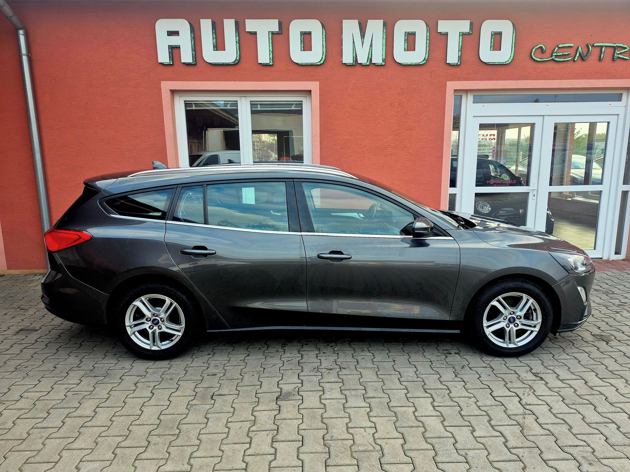 Ford Focus, 1.5 Diesel 88kW - fotka 5