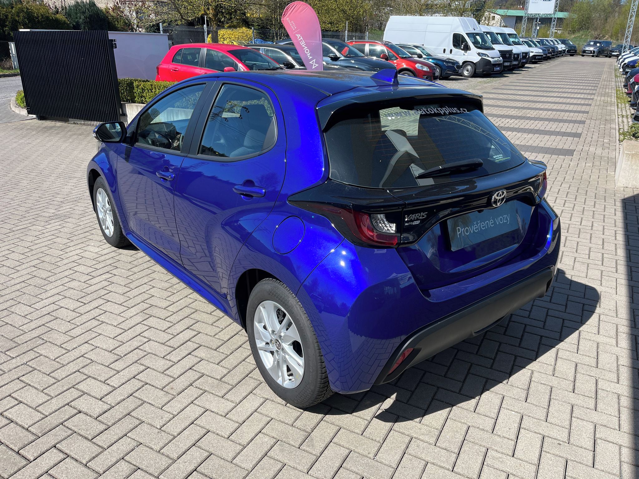 Toyota Yaris, 1.5 Hybrid e-CVT Comfort - fotka 4