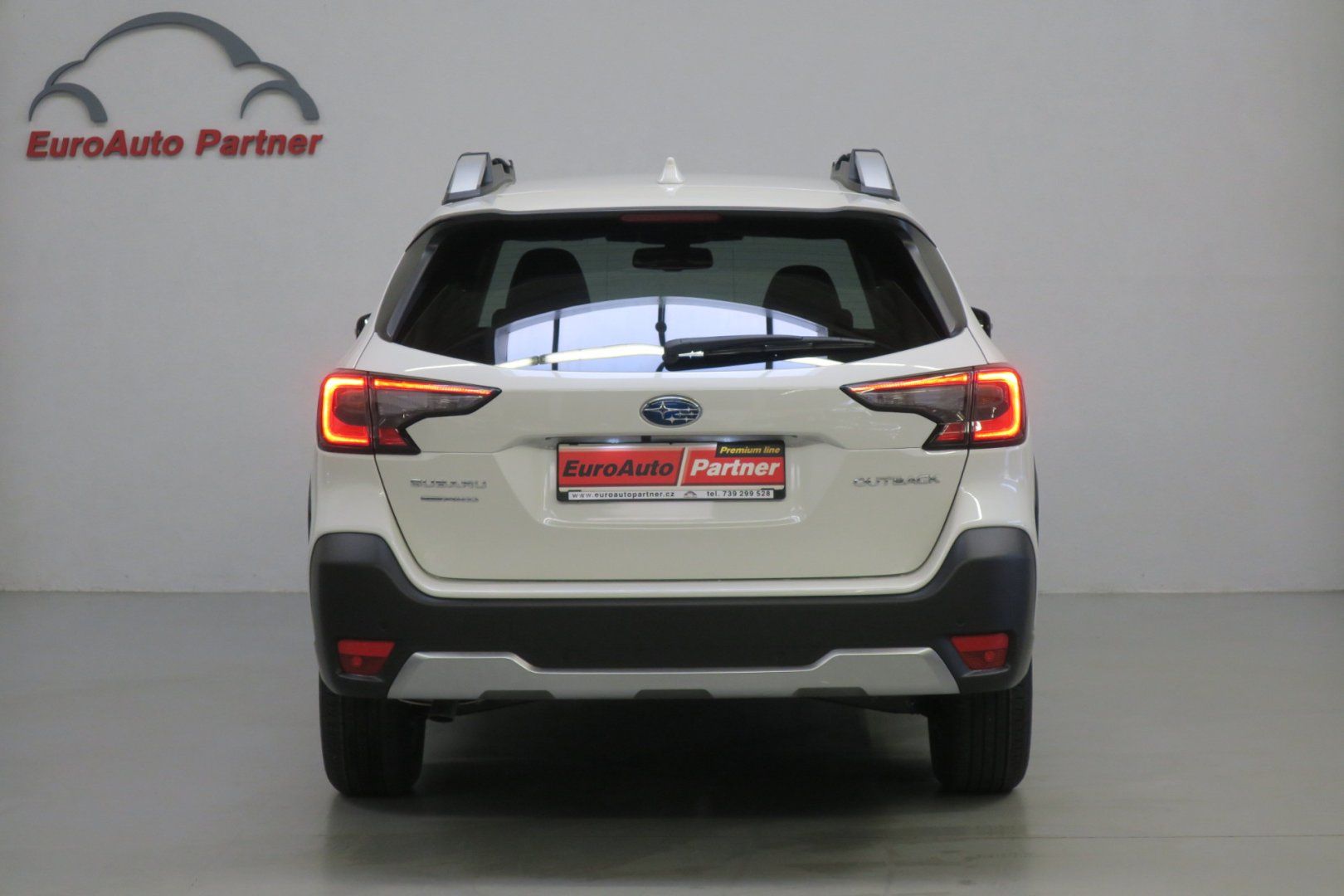 Subaru Outback, 2.5i AWD Touring Tov. ZÁRUKA - fotka 3