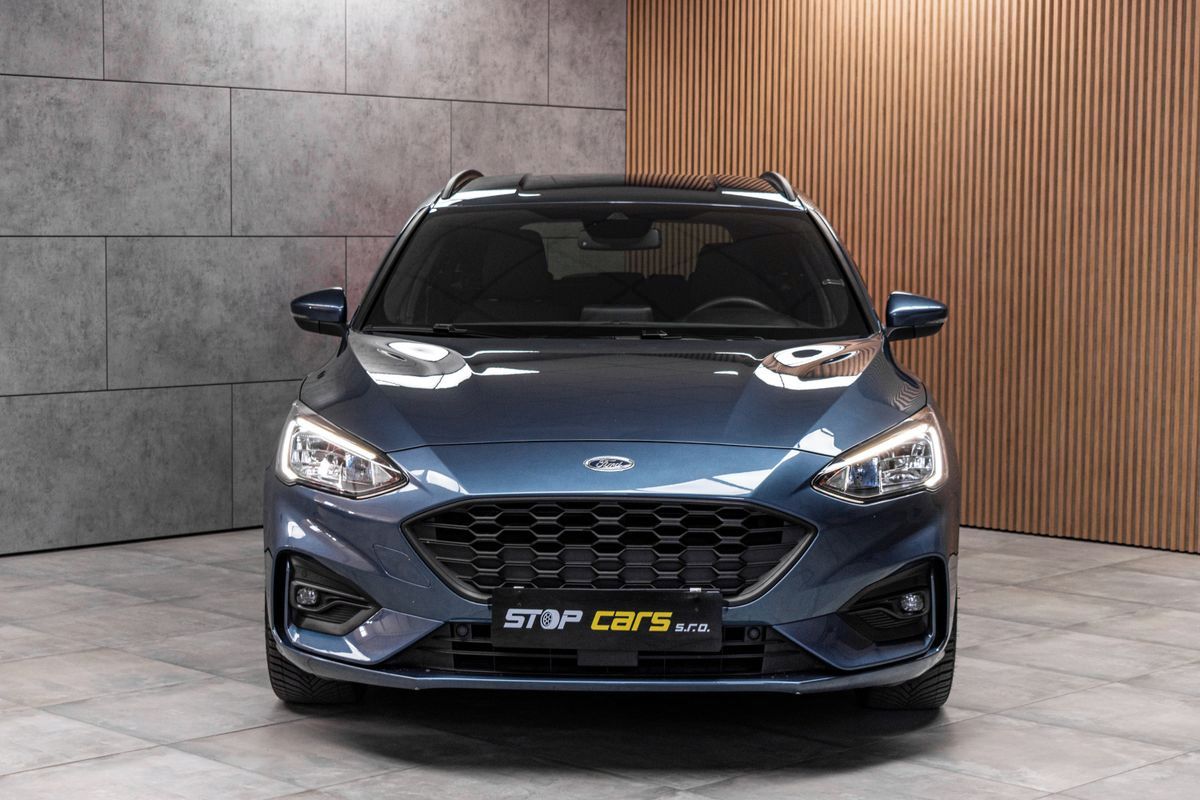 Ford Focus, 1.5 EcoBlue ST-LINE*TAŽNÉ* - fotka 2