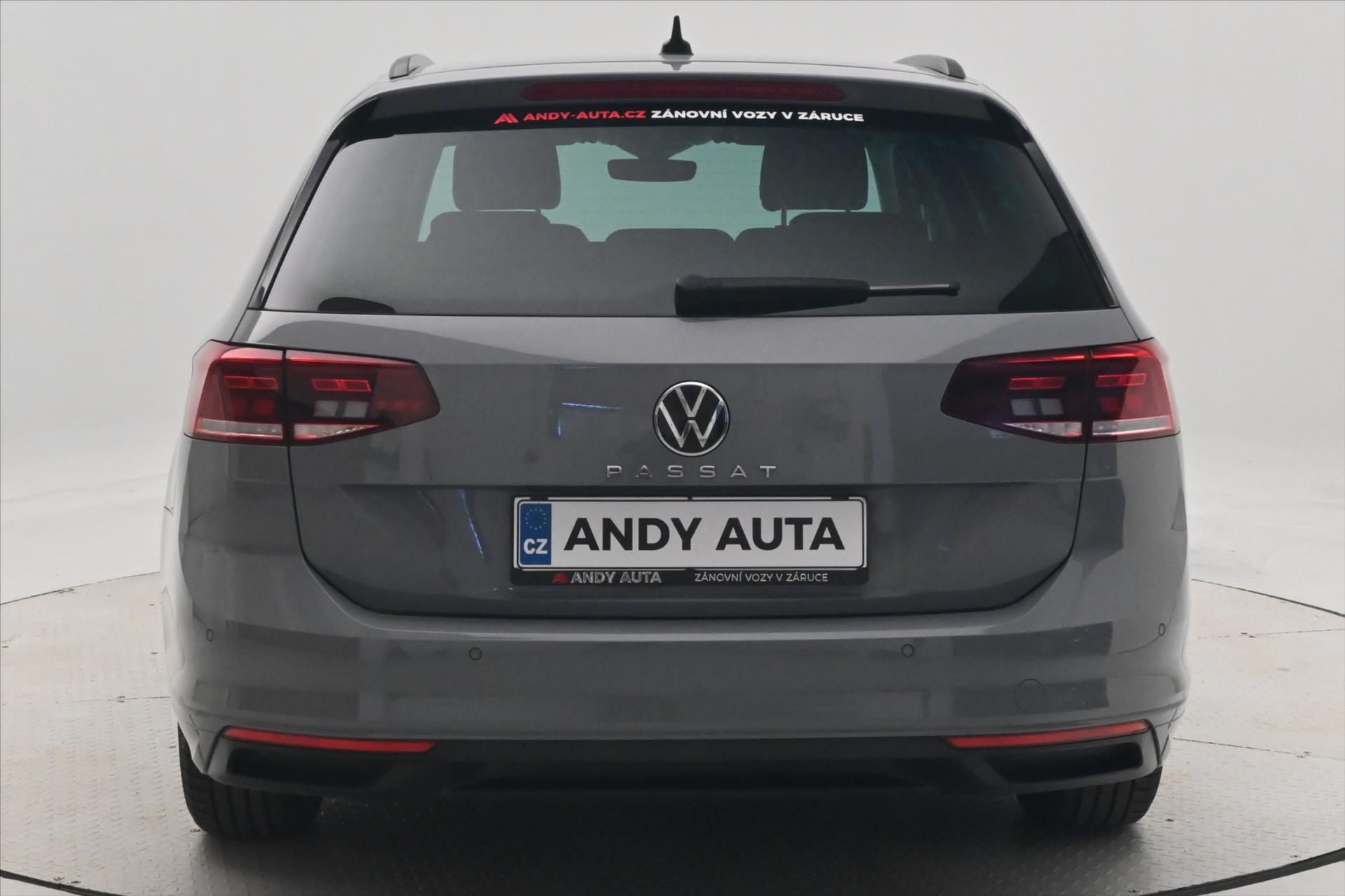 Volkswagen Passat, 2,0 - fotka 6