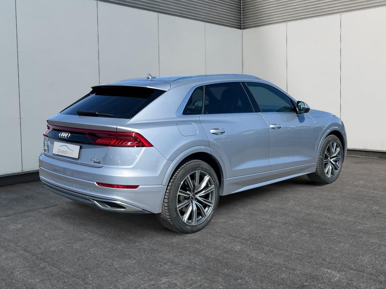 Audi Q8, 3.0TDI 210kW S-LINE TAŽNÝ WEBA - fotka 5