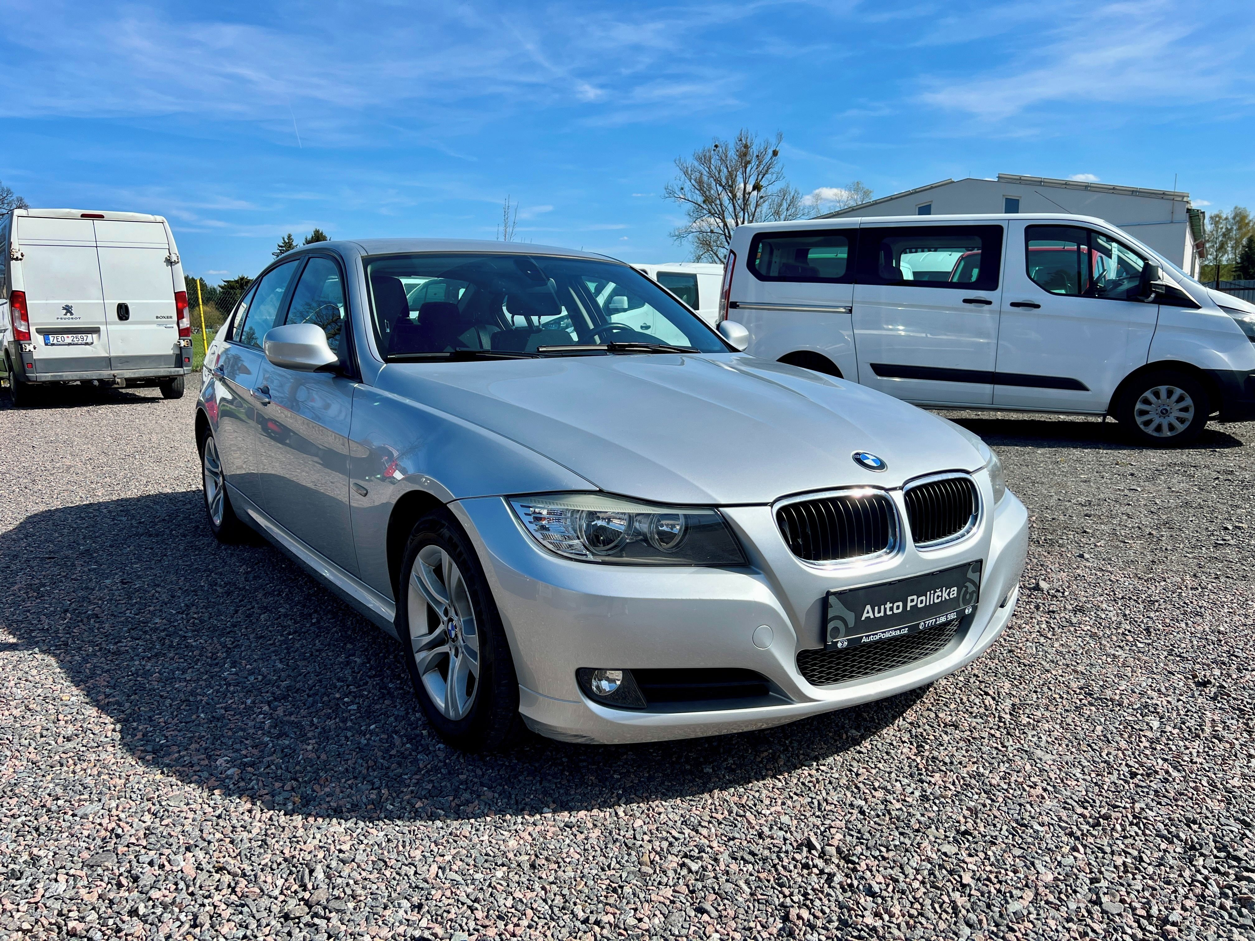 BMW Řada 3, 318i 105 kW Servis,Stav - fotka 4