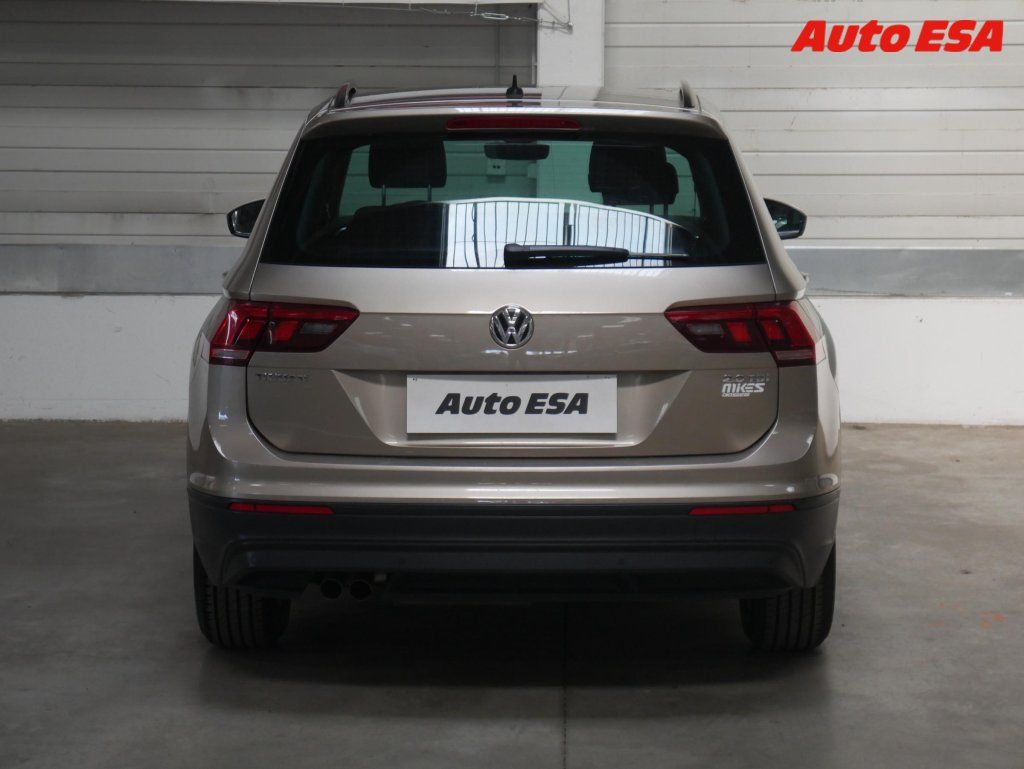 Volkswagen Tiguan, 2.0 TDI - fotka 5