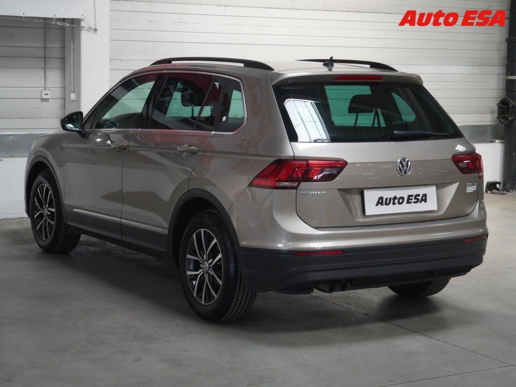 Volkswagen Tiguan, 2.0 TDI - fotka 6