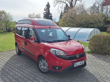 garážováné, 1. majitel