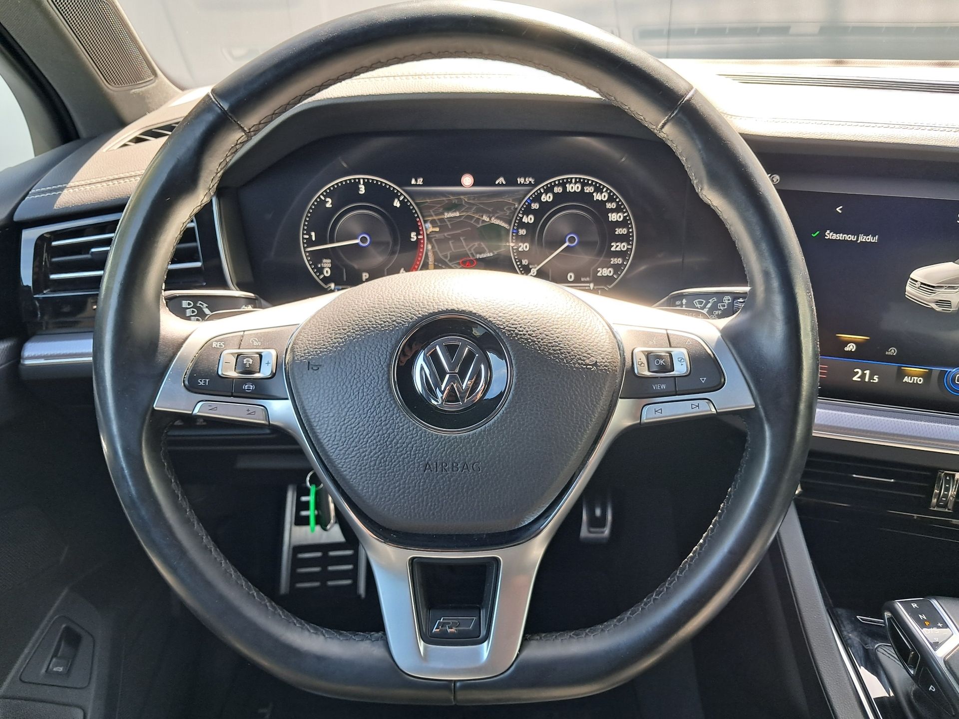 Volkswagen Touareg, VW TOUAREG R-Line V6 3.0 TDI / - fotka 6