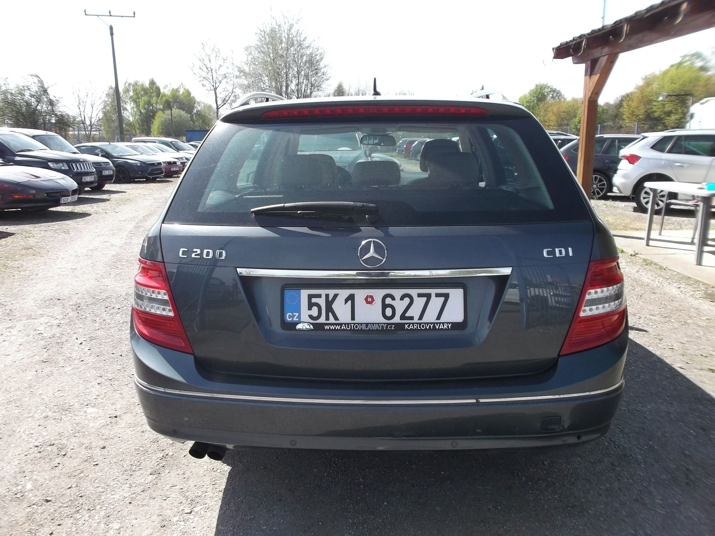 Mercedes-Benz Třídy C, 200 CDI - fotka 3