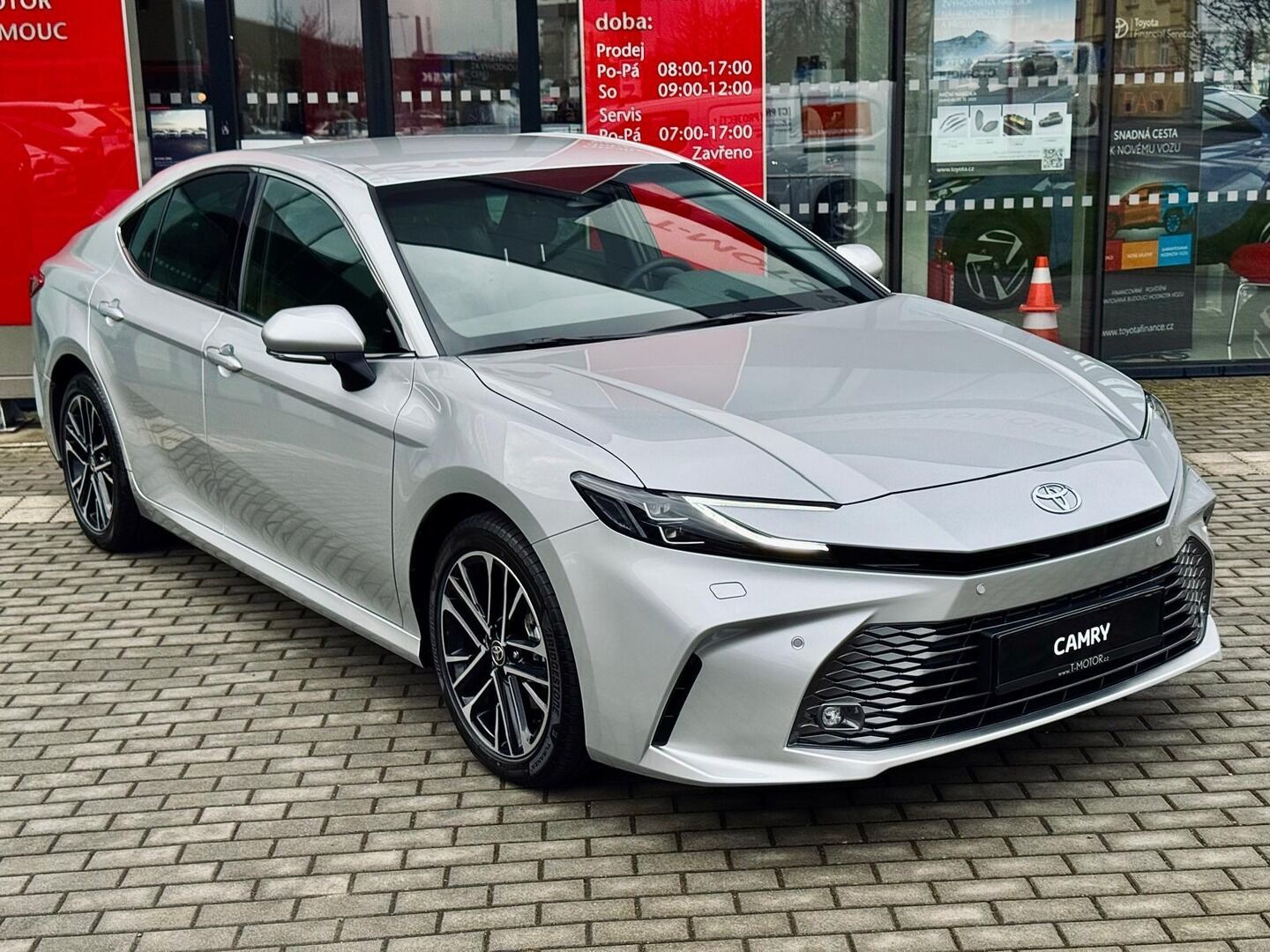 Toyota Camry, Prestige nový SKLADEM - fotka 2