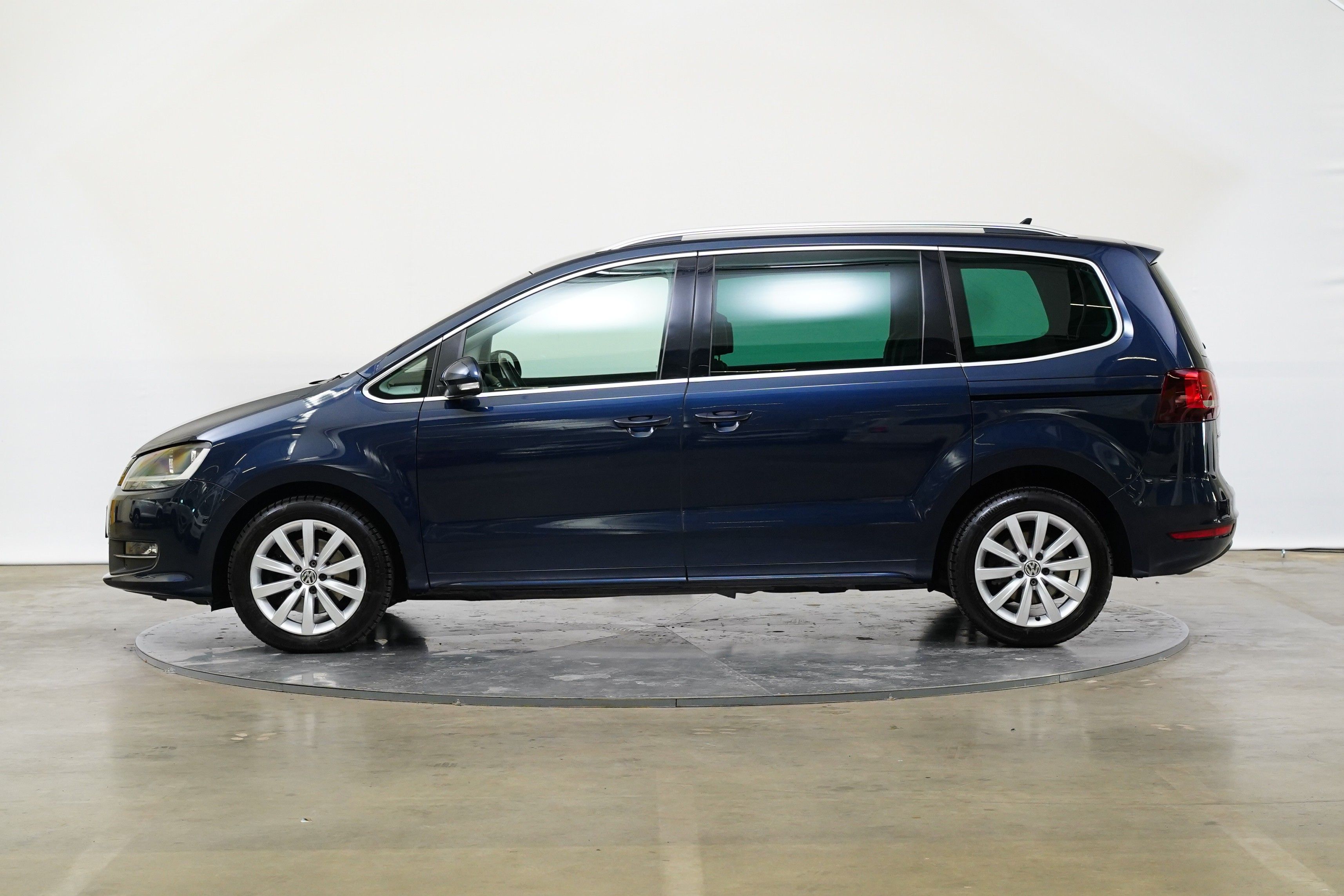 Volkswagen Sharan, 2.0 TDI 110 kW Highline - fotka 3
