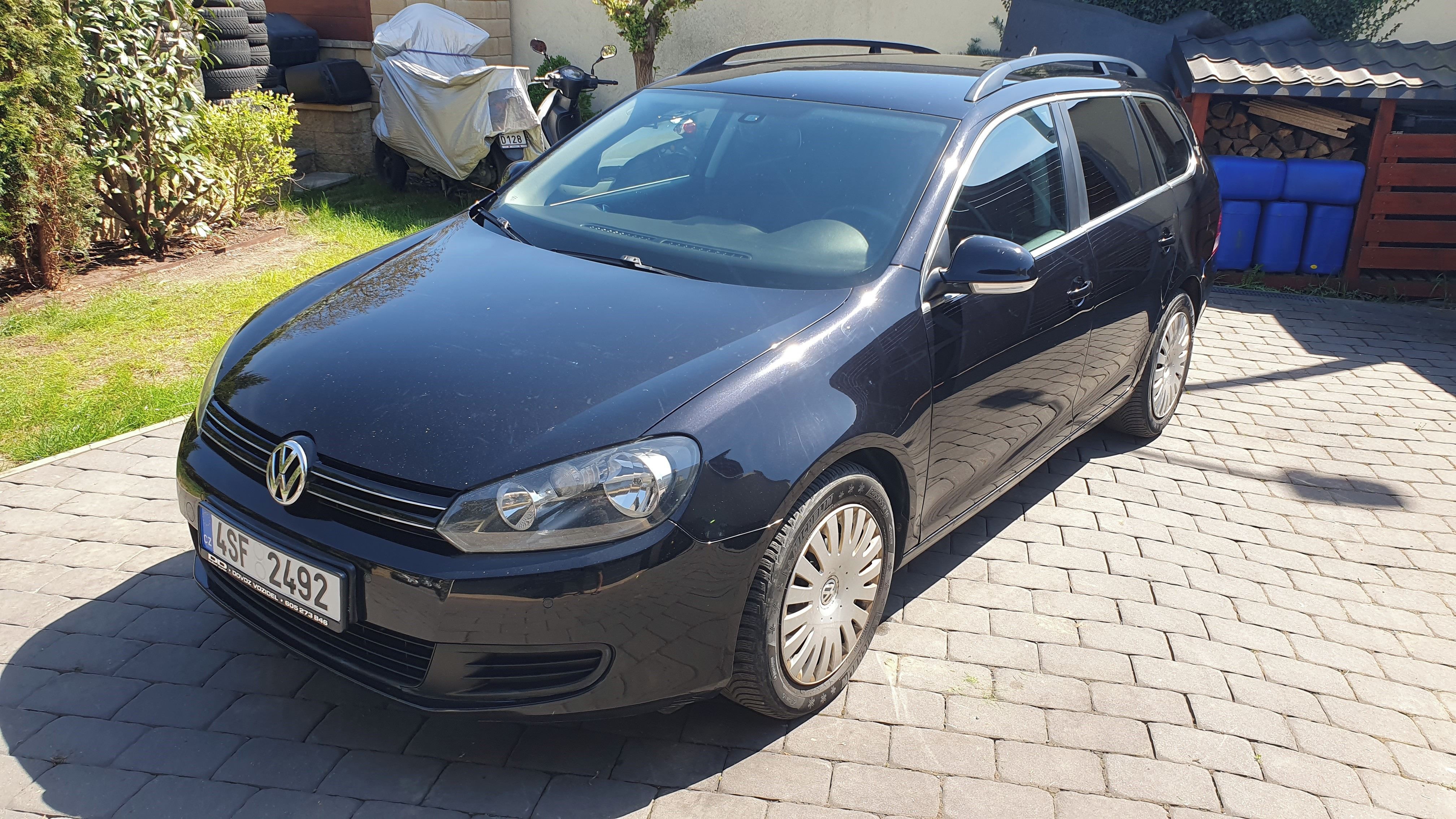 Volkswagen Golf, 2.0 TDI Manual, skvělý stav - fotka 2