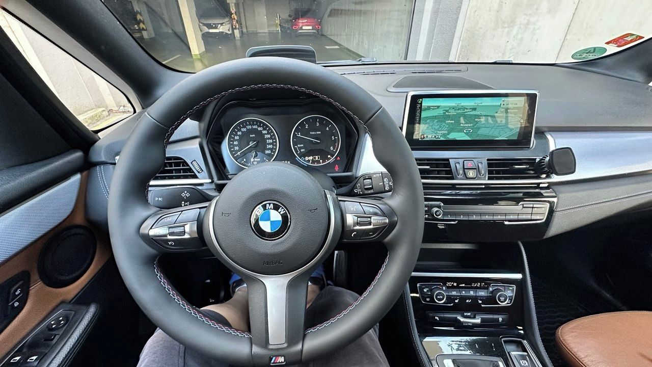 BMW Řada 2, BMW 216d GRAN T/M-Sport/7 míst - fotka 6