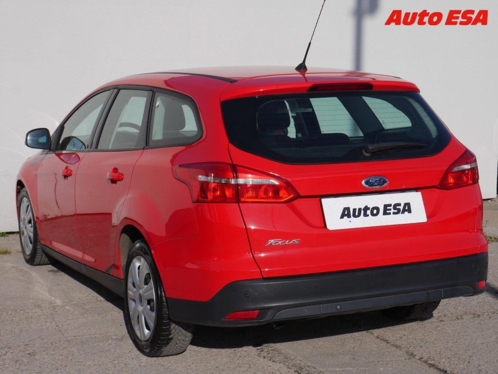 Ford Focus, 1.5 TDCi,AC,výhřev sed - fotka 4