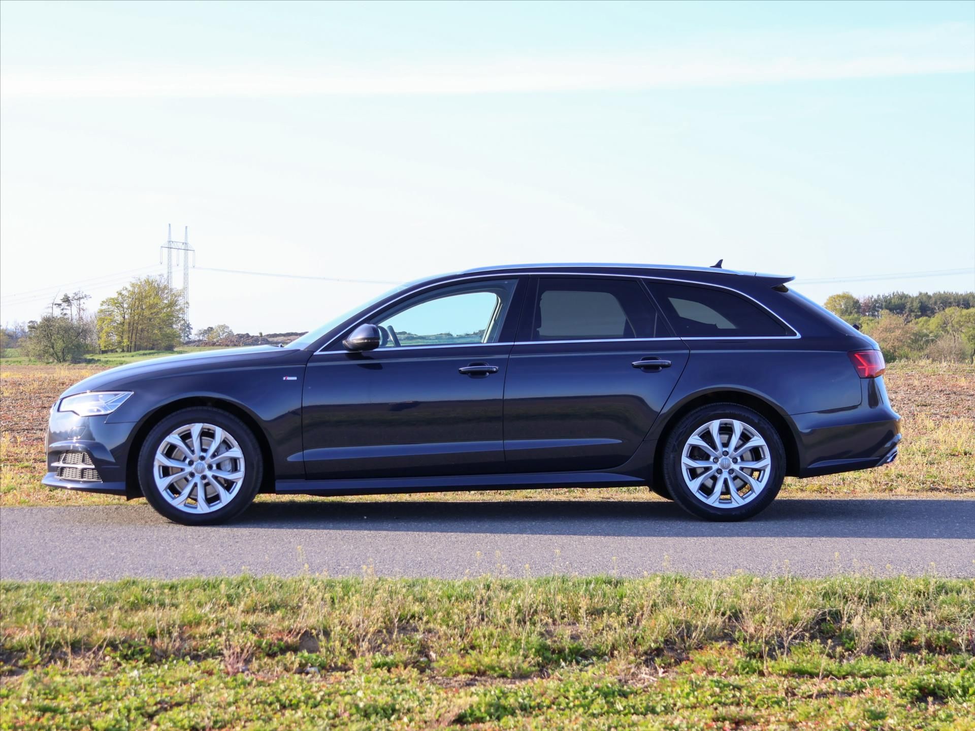 Audi A6, 3,0 TDI 200kW quattro S-Line - fotka 4