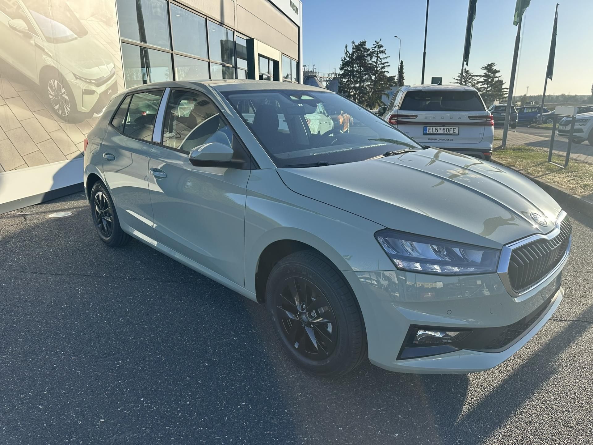 Škoda Fabia, CLASSIC 1.0TSI 85kW + tažné - fotka 3