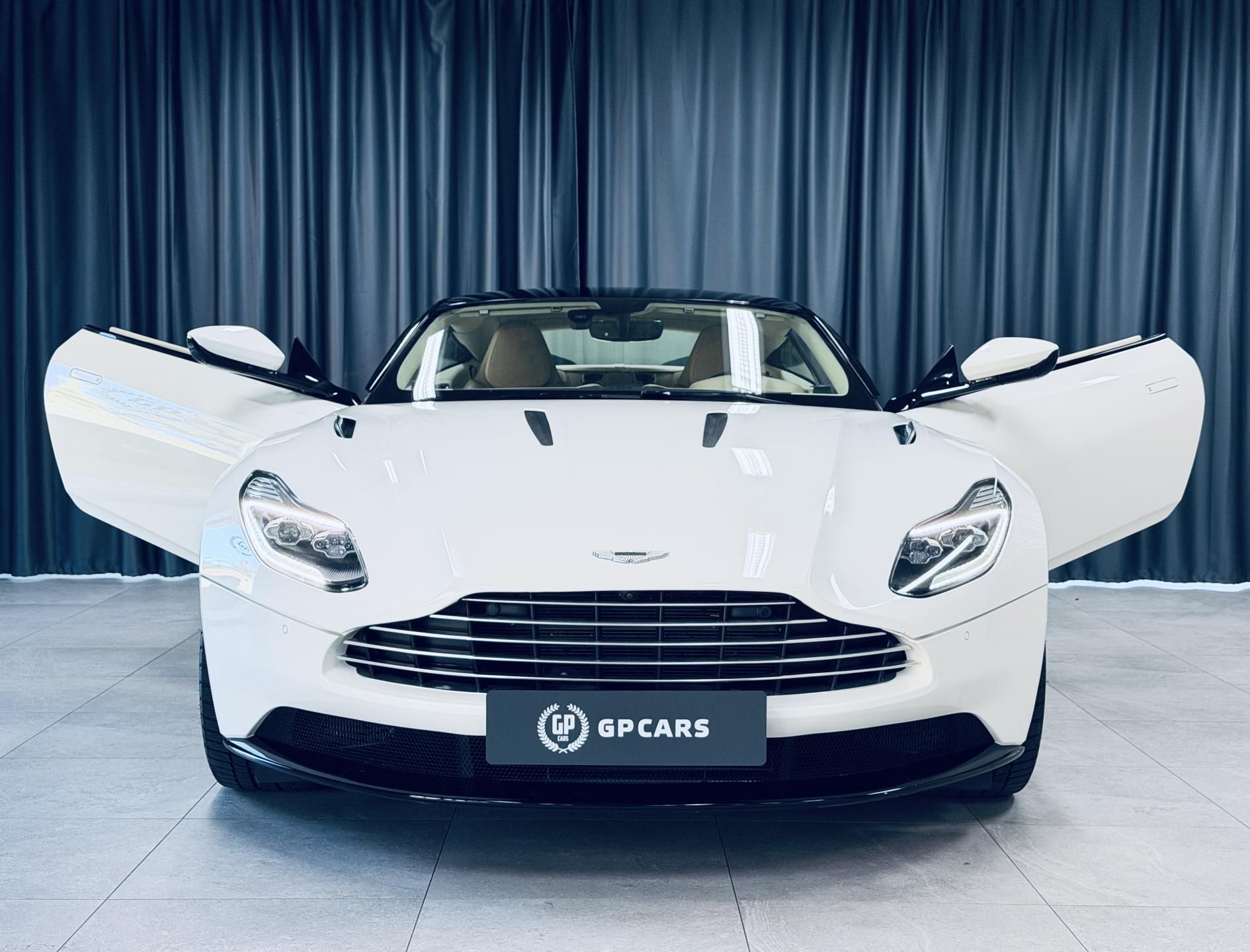 Aston Martin DB11, V12*5.2*B&O*360*TOP - fotka 3