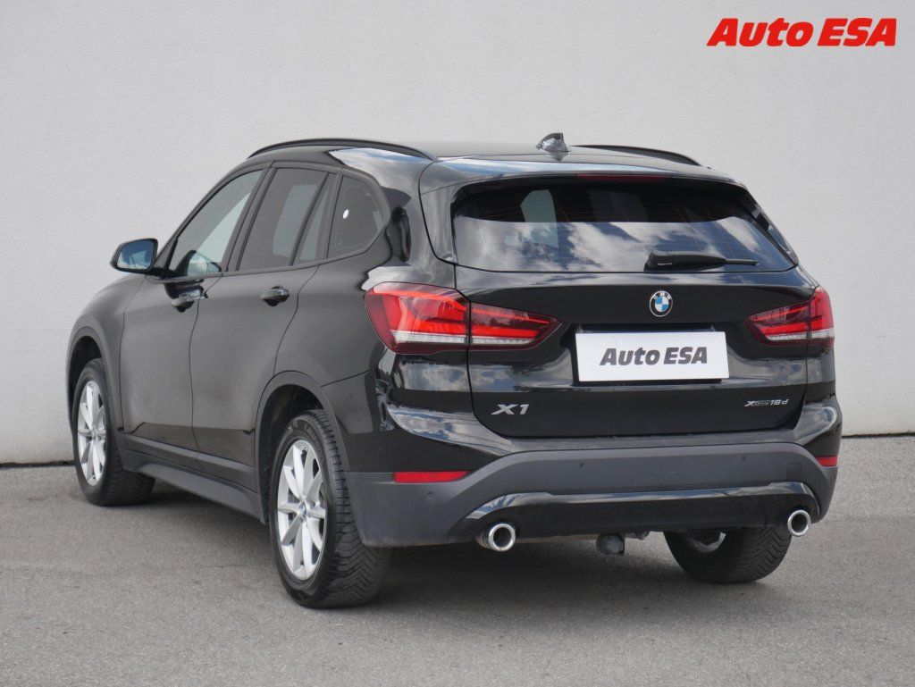 BMW X1, 2.0D 2.0 xDrive18d,ČR,AT - fotka 6