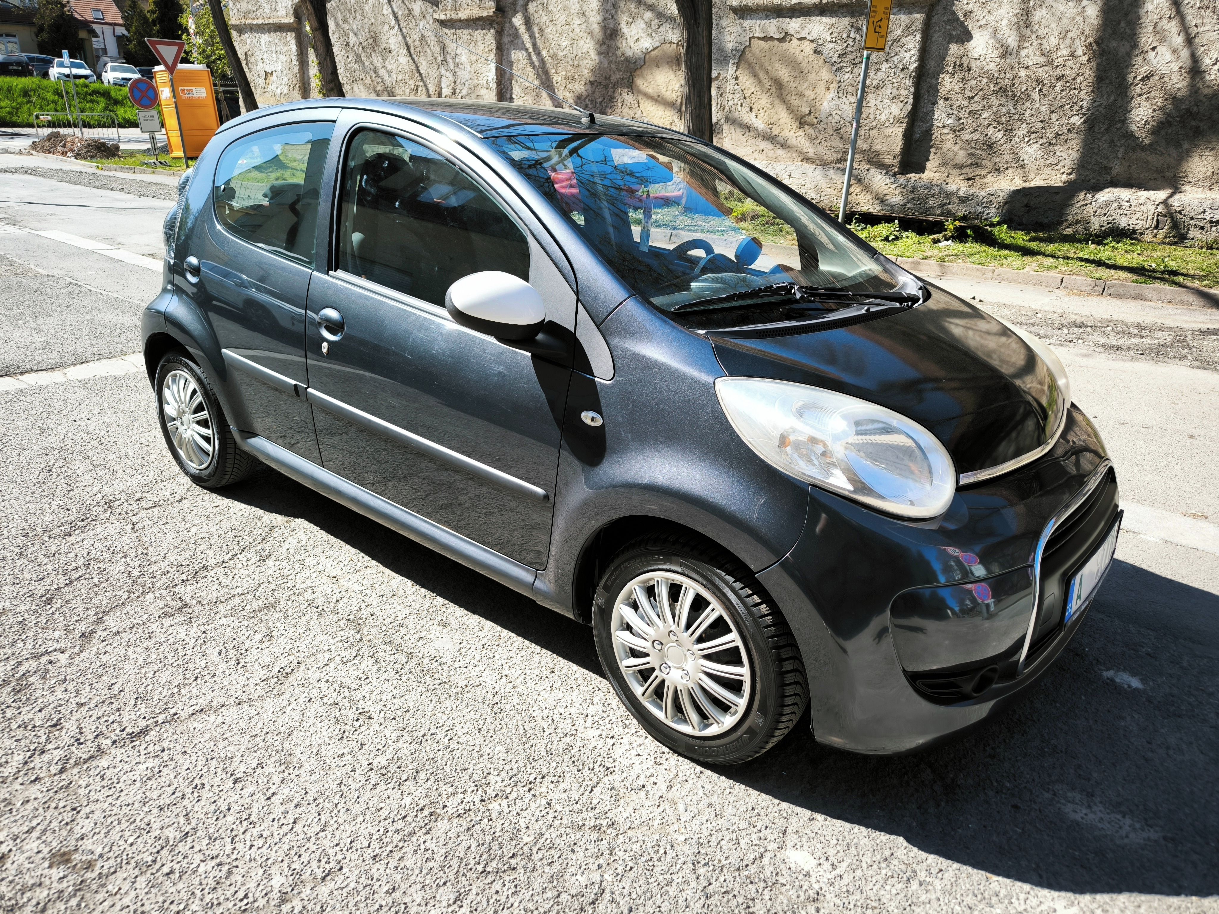 Citroën C1, 999cm klimatizace 5dvéř - fotka 2