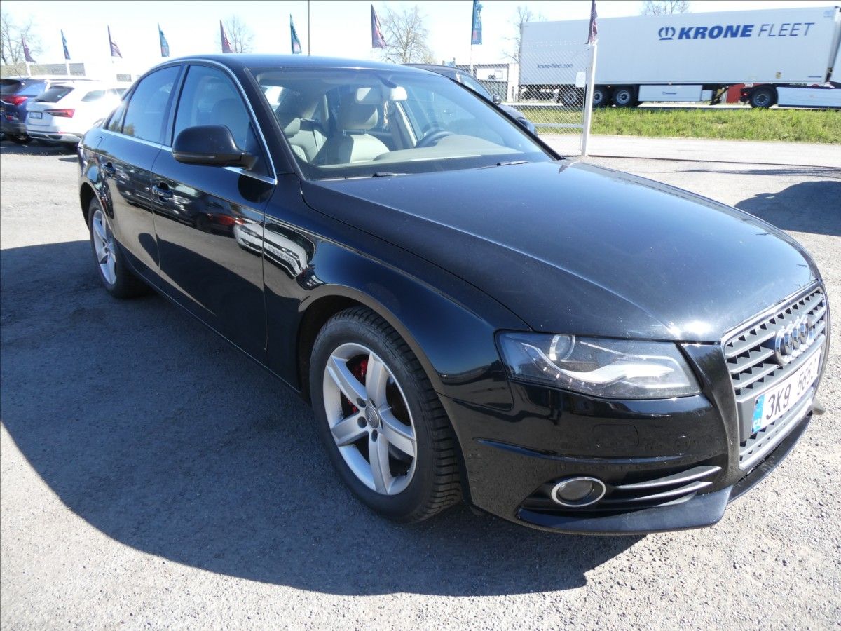 Audi A4, 2,0 TDI 105kW multitronic,xeno