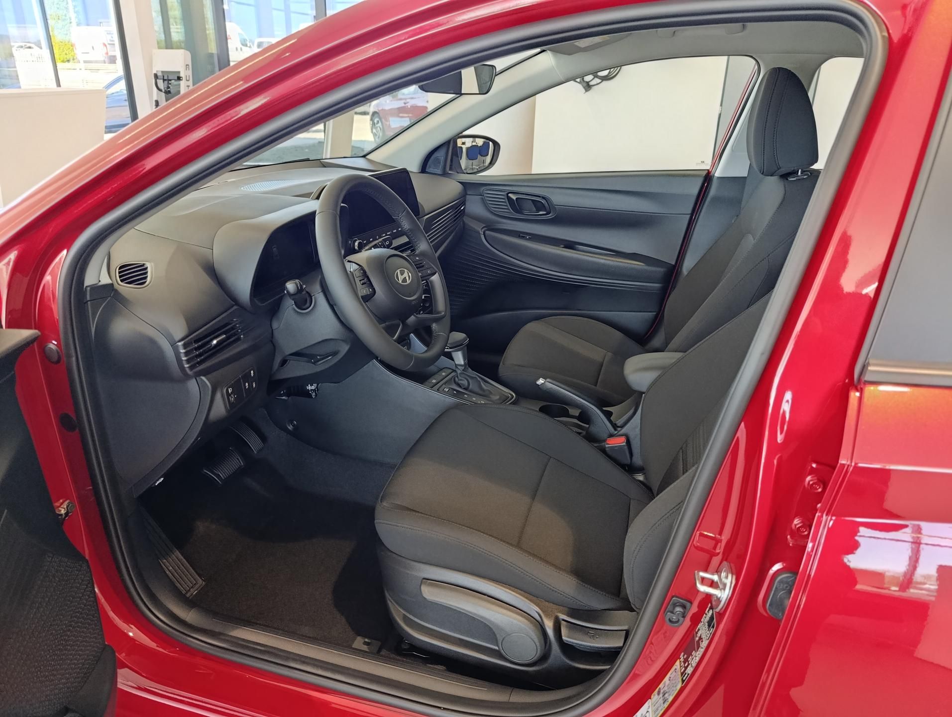 Hyundai i20, 1,0 TGDI 66 kW DCT GO! - fotka 6