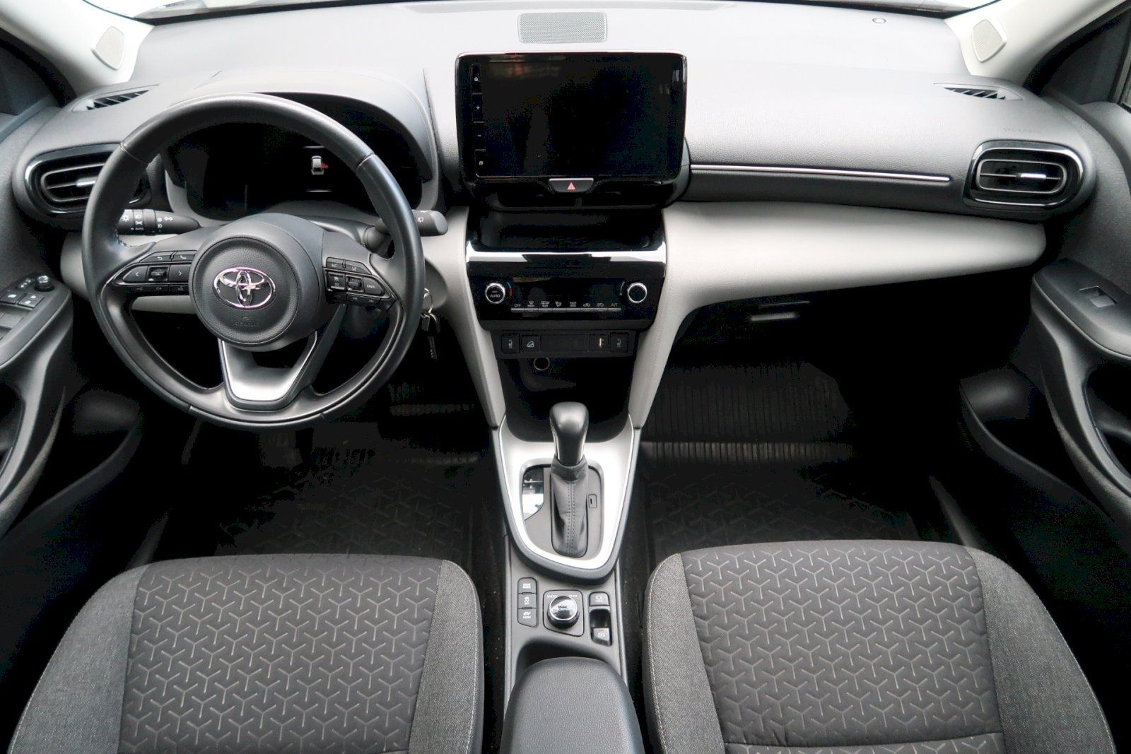 Toyota Yaris, YARIS CROSS Comfort Tech 1,5 H - fotka 6