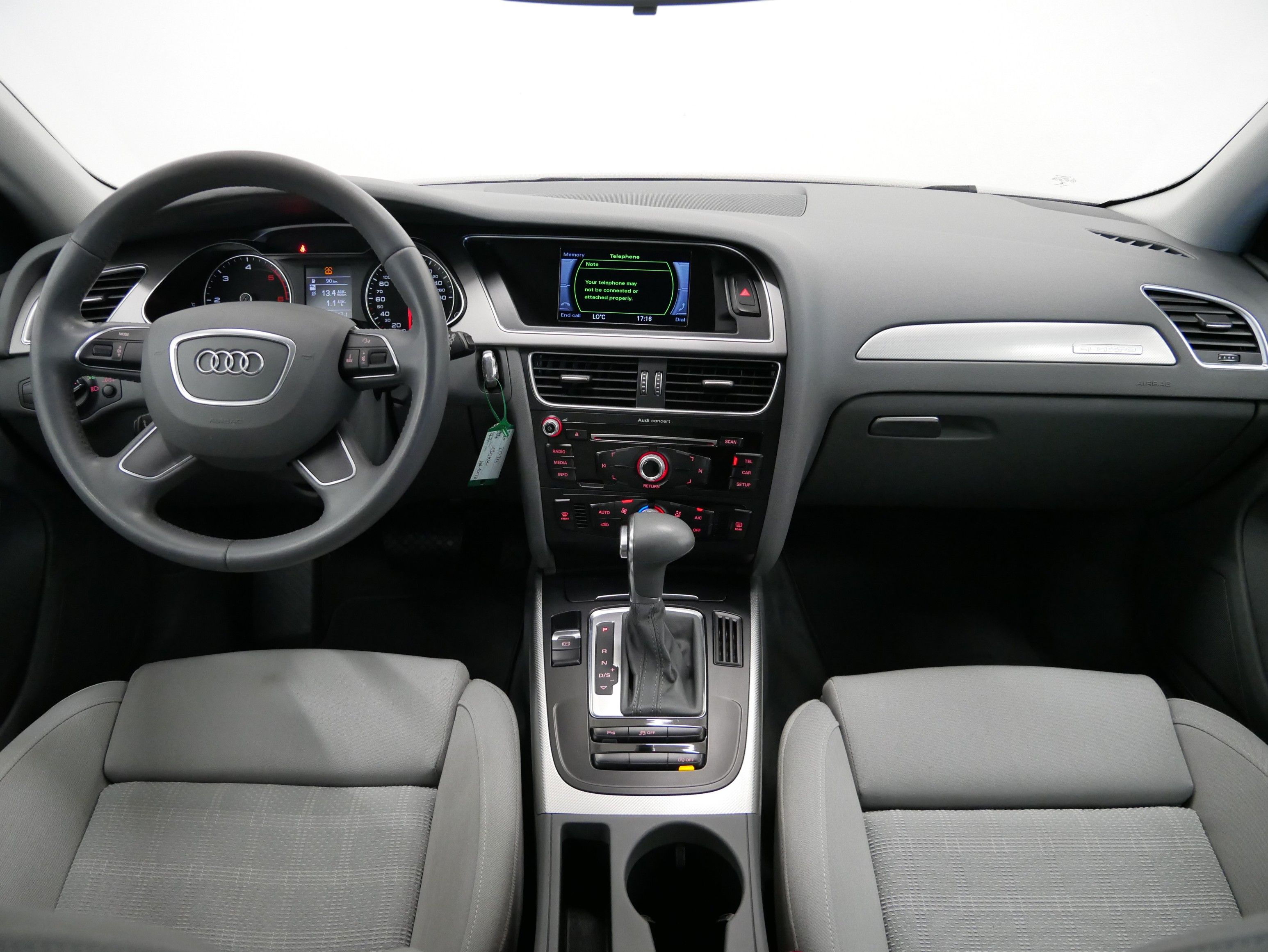 Audi A4, 2.0 TDI 130kW quattro Ambition - fotka 5