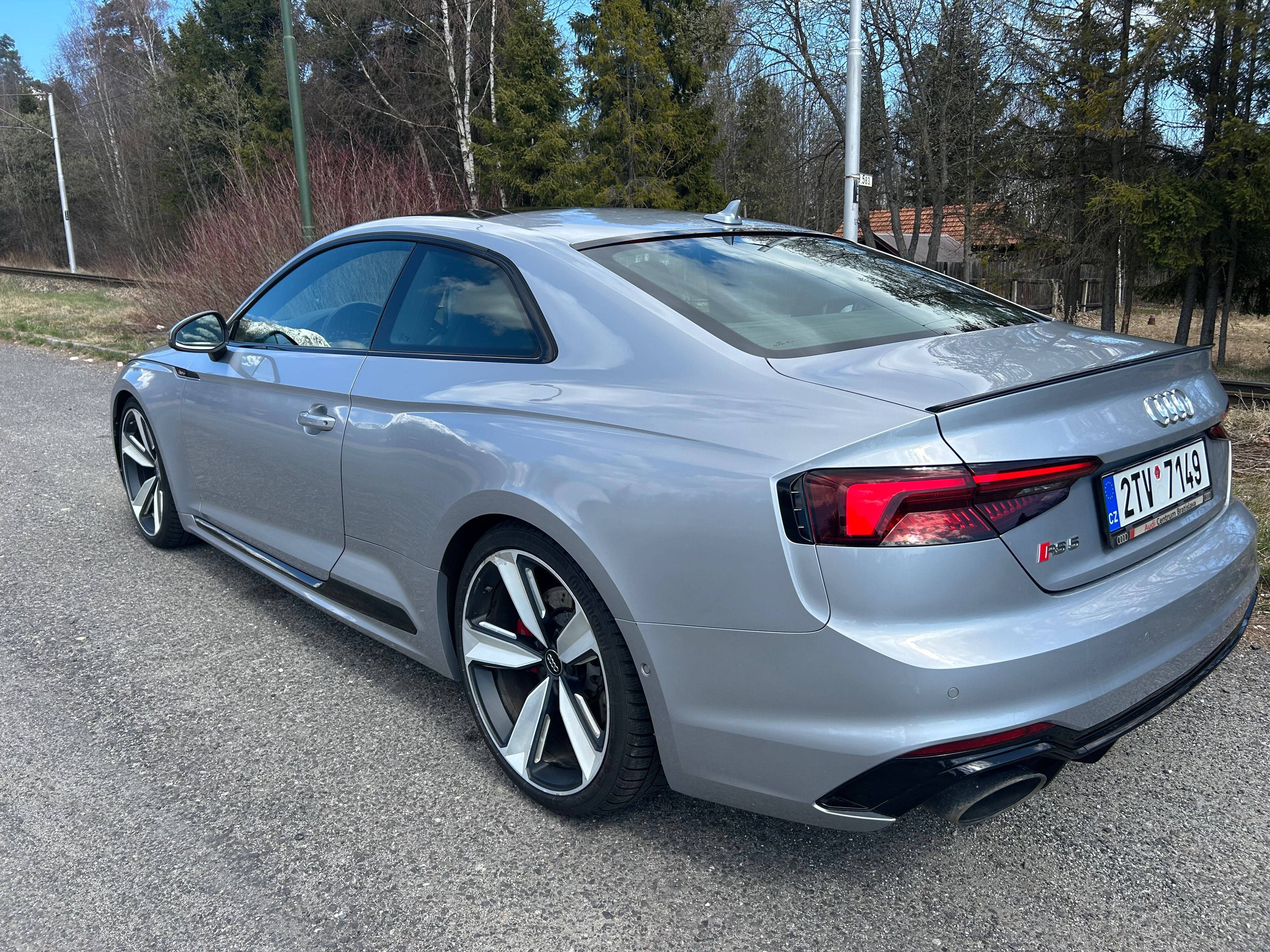 Audi RS5, RS5 coupé - fotka 2